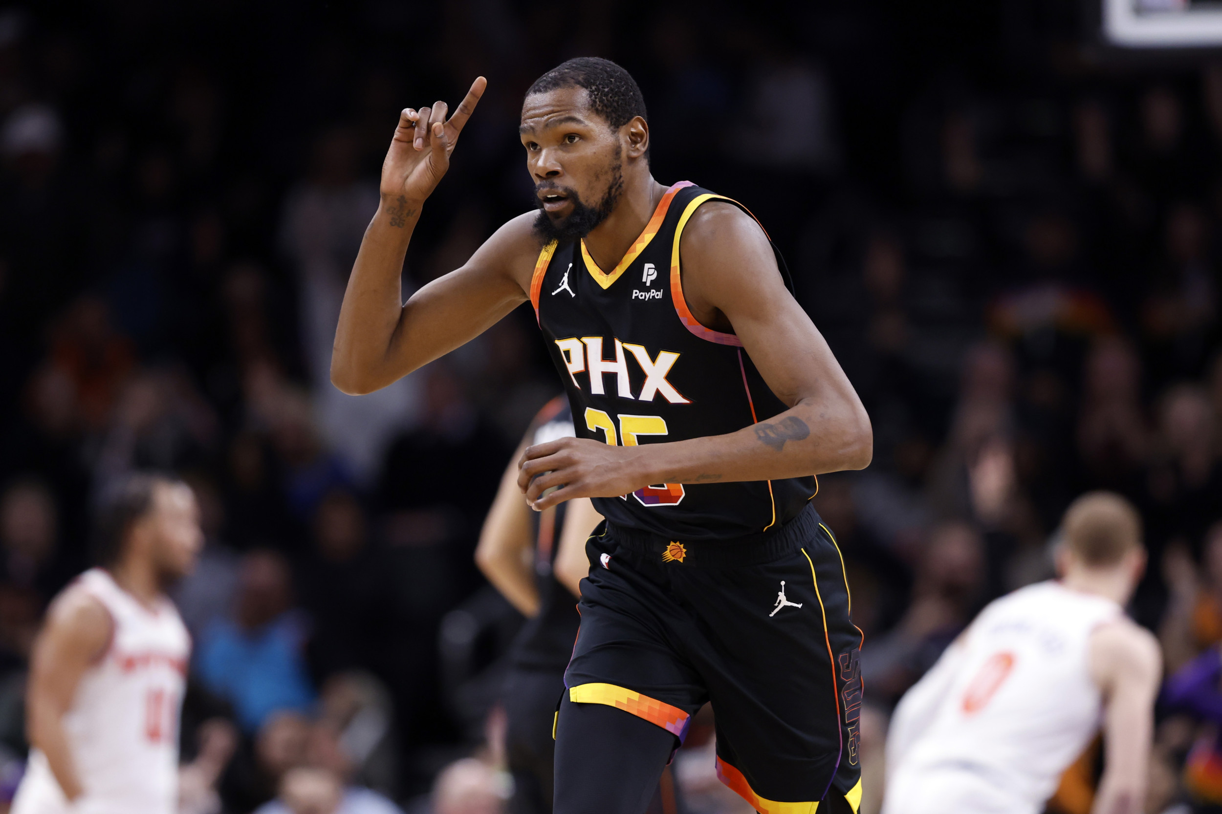 Knicks, Suns Discuss Karl-Anthony Towns, Kevin Durant Trade