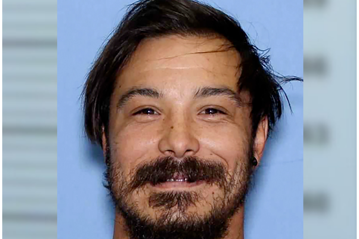 Father Accused of Killing Daughters Could Be Traveling to Canada: Police