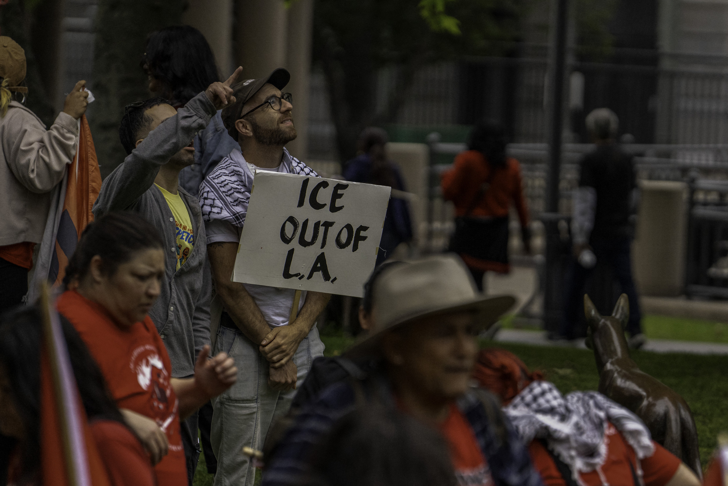 Major union boss injured, arrested during ICE raids
