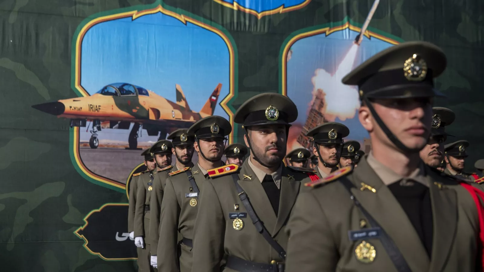 https://d.newsweek.com/en/full/2660734/iran-military.webp?w=1600&h=900&q=88&f=ac0844c106428db7780df2aa647f4133