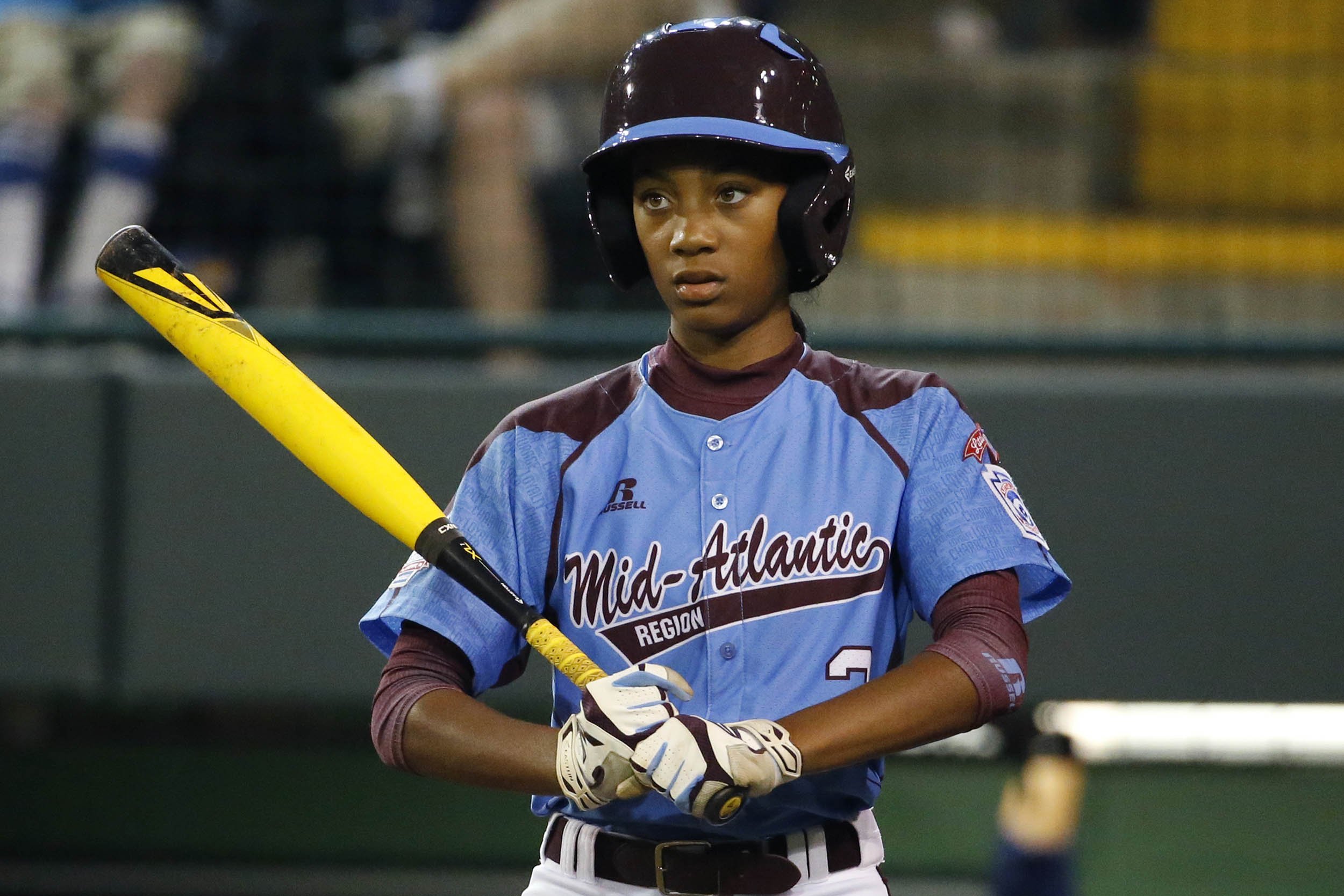 Mo'ne Davis makes 'major league debut' at GABP