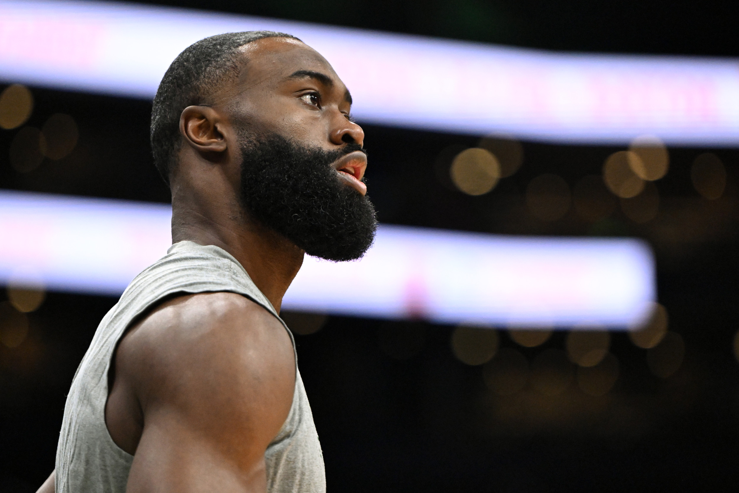Celtics Star Jaylen Brown Underwent Surprise Knee Procedure, Return Timeline Set