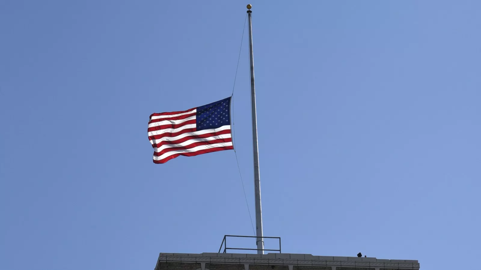 https://d.newsweek.com/en/full/2661665/half-mast.webp?w=1600&h=900&q=88&f=5e96cf57bed70848ebf8f021a5ef9e69