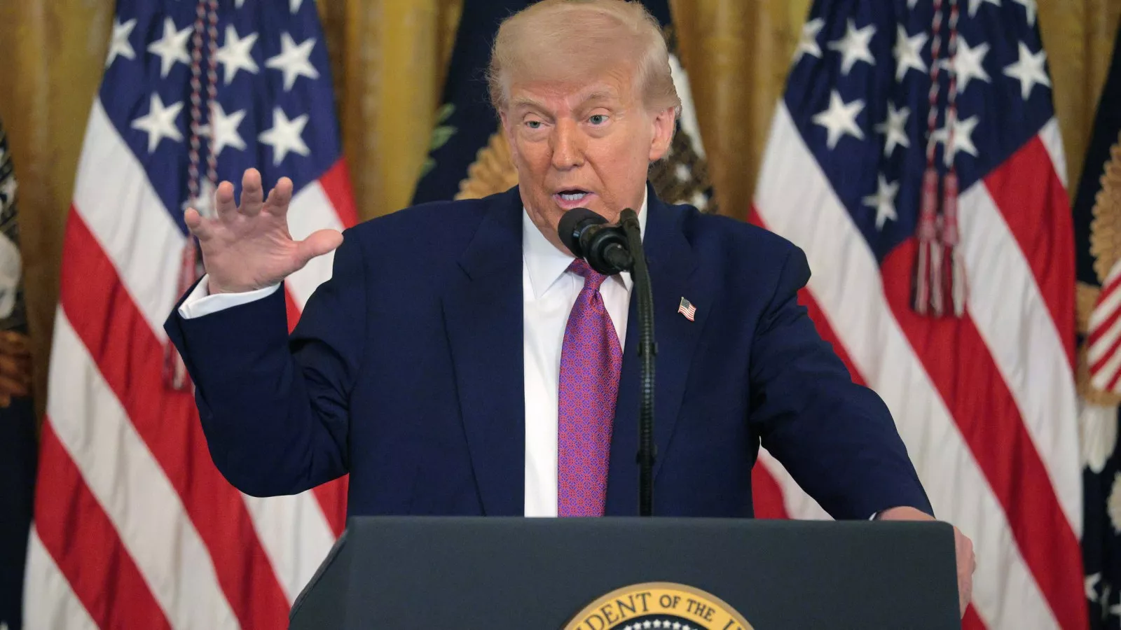 https://d.newsweek.com/en/full/2662309/donald-trump.webp?w=1600&h=900&q=88&f=918a5a04683d6d768131f2ab15b56a9a
