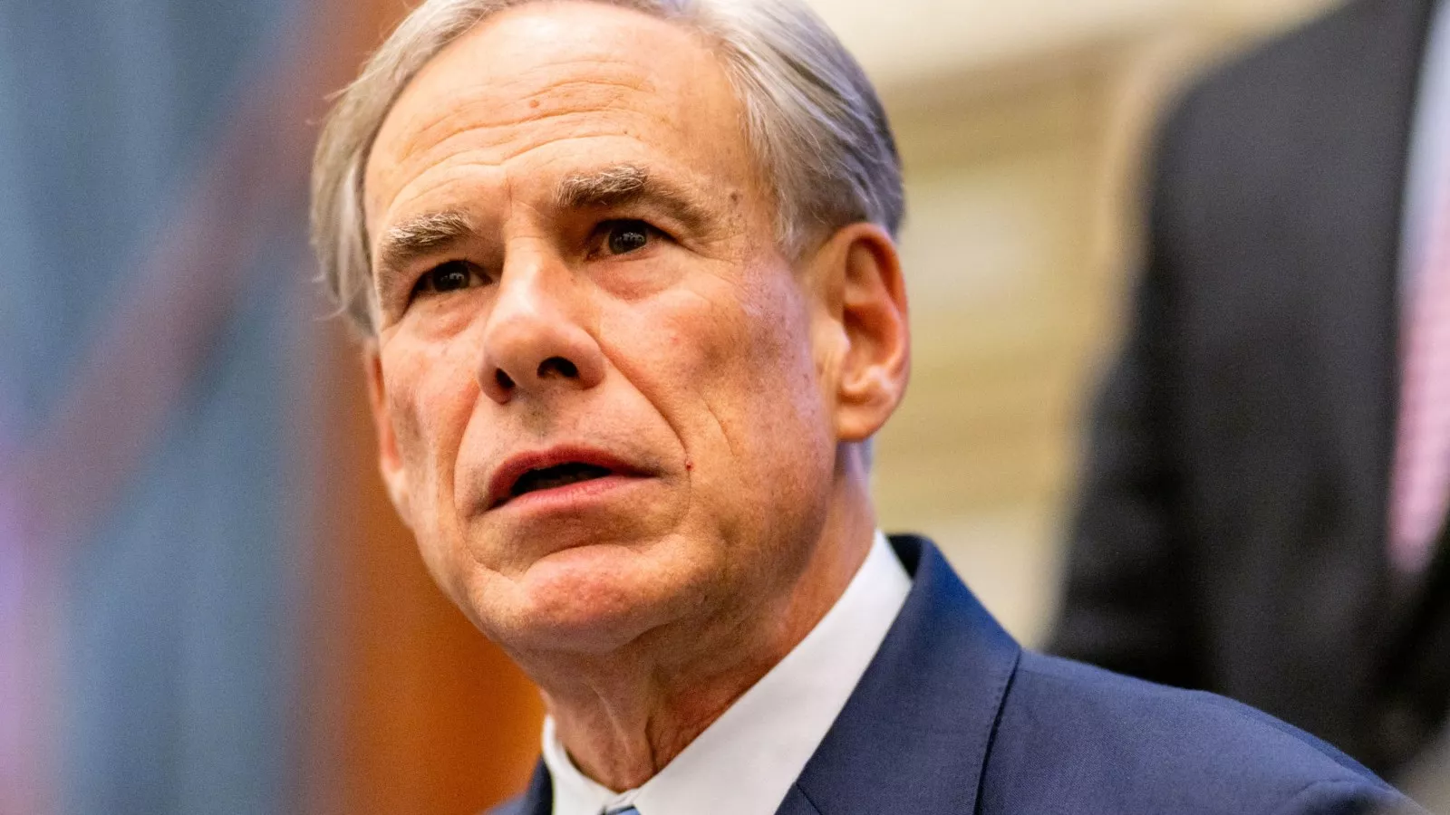 https://d.newsweek.com/en/full/2662458/greg-abbott.webp?w=1600&h=900&q=88&f=f63699c3f91dd92ef79395f8dc9c9a94