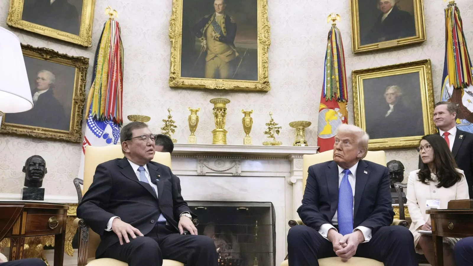 https://d.newsweek.com/en/full/2662522/donald-trump-meets-japanese-prime-minister.webp?w=1600&h=900&q=88&f=6c8a45b5e9e23cf4efe2466d7cc1433a