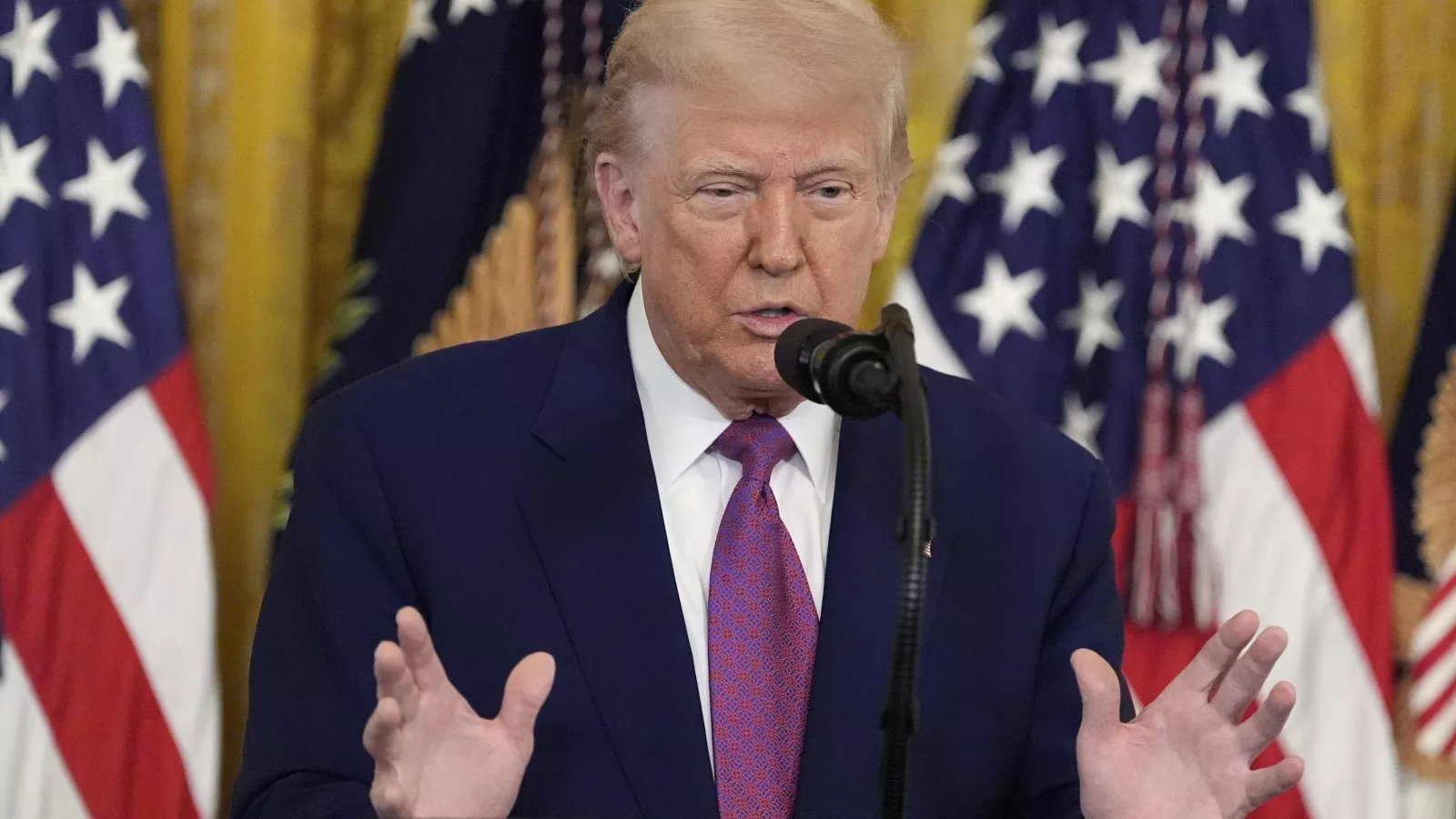 https://d.newsweek.com/en/full/2662774/trump.webp?w=1600&h=900&q=88&f=96d04cda297eea5c6023843a3c09e4c5