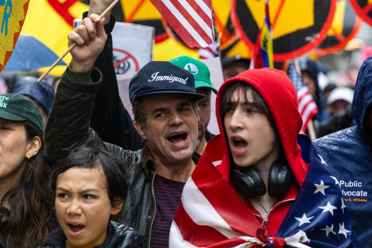 Mark Ruffalo No Kings Protest