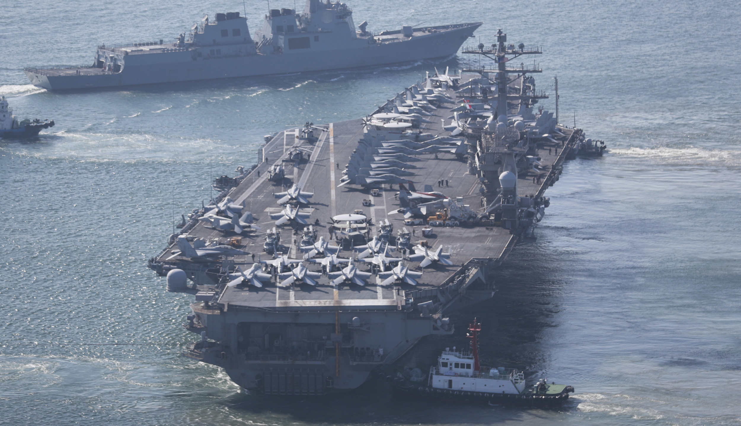 https://d.newsweek.com/en/full/2663843/uss-nimitz.jpg