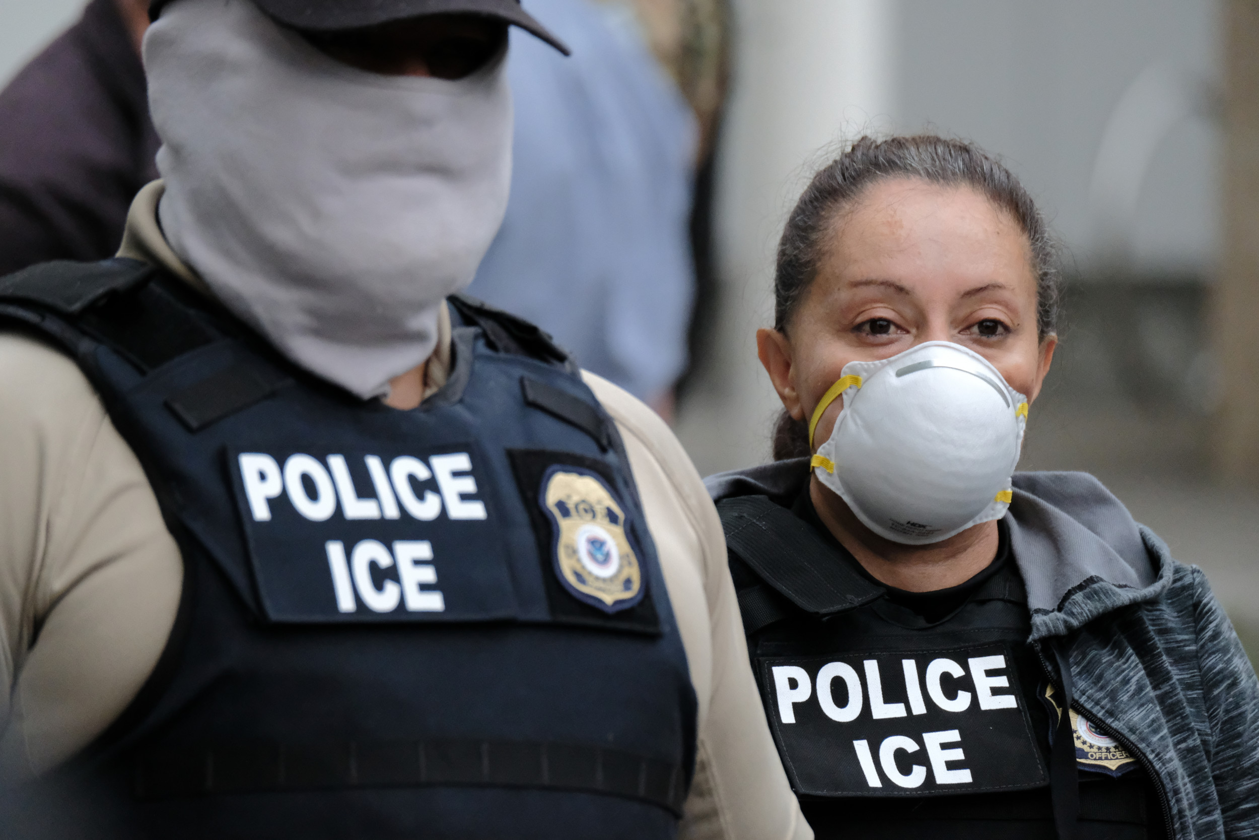 https://d.newsweek.com/en/full/2664419/ice.jpg