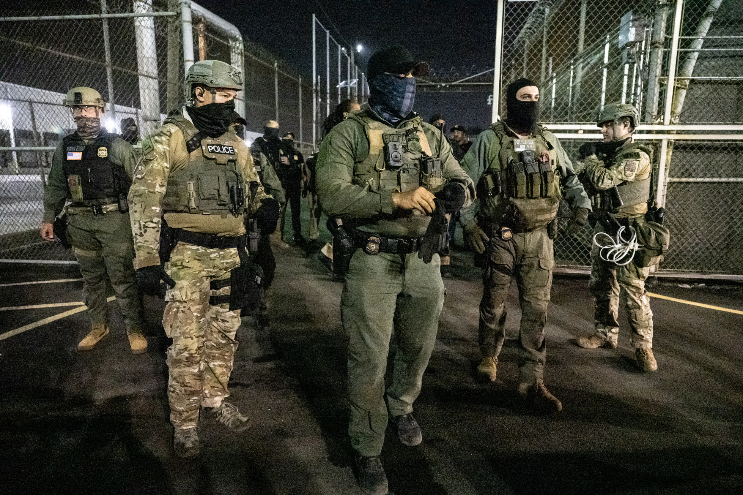 https://d.newsweek.com/en/full/2664471/uprising-newark-migrant-detention-facility.jpg