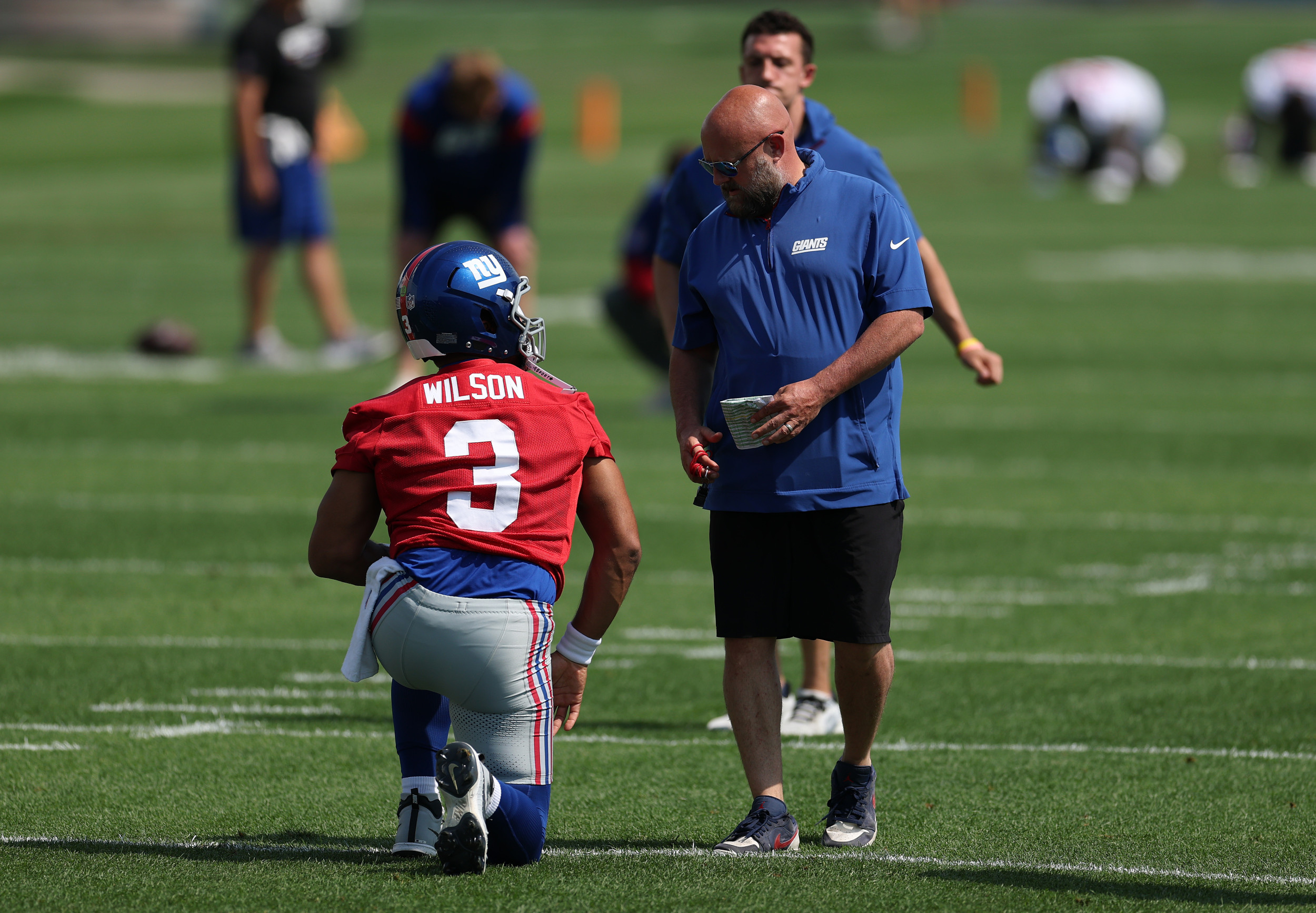 Giants’ Russell Wilson Spurs Offensive Transformation in 2025 Camp