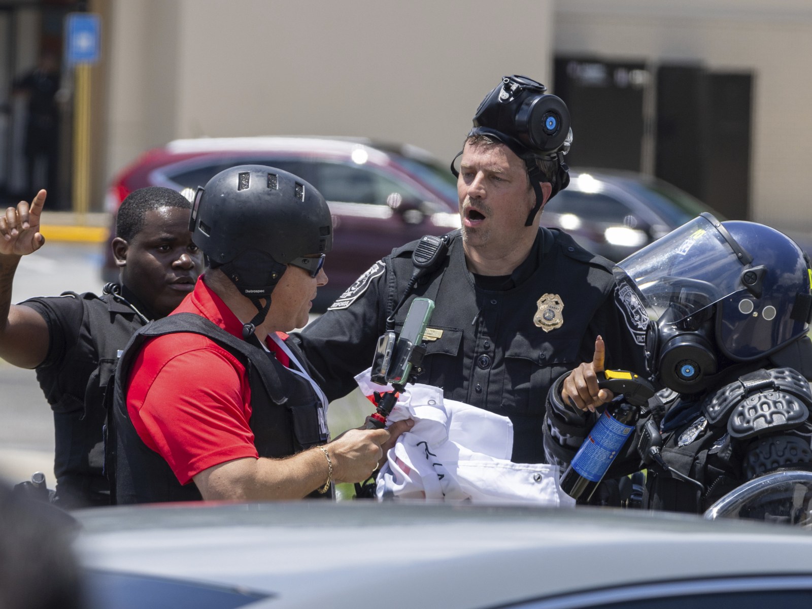 Who Is Mario Guevara? Salvadoran Reporter at No Kings Protest Could Face Deportation - Newsweek