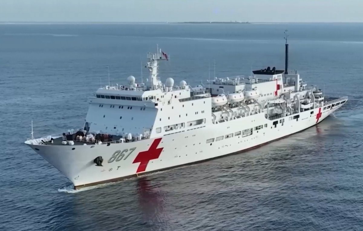 Chinese Hospital Ship Transits South China Sea