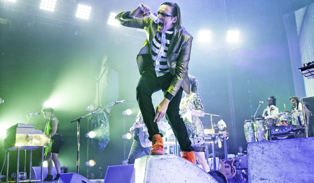 08_25_arcade_fire_01-crop