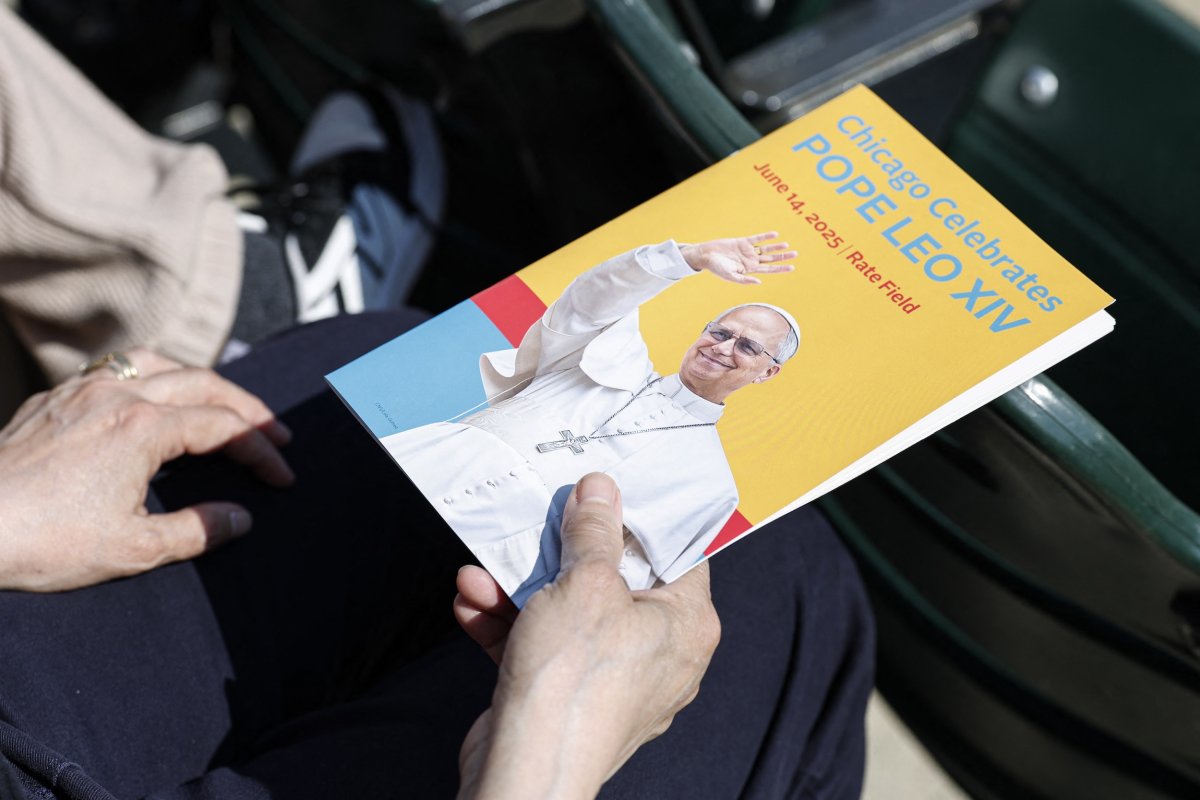 Pope Leo Chicago stadium mass program