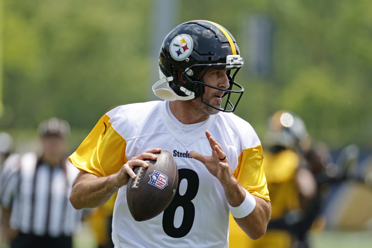 Steelers Star Aaron Rodgers Makes a Big 8-Word Announcement to Matt LaFleur and the Green Bay Packers That Sends the NFL into a Fiery Flurry....vannguyen