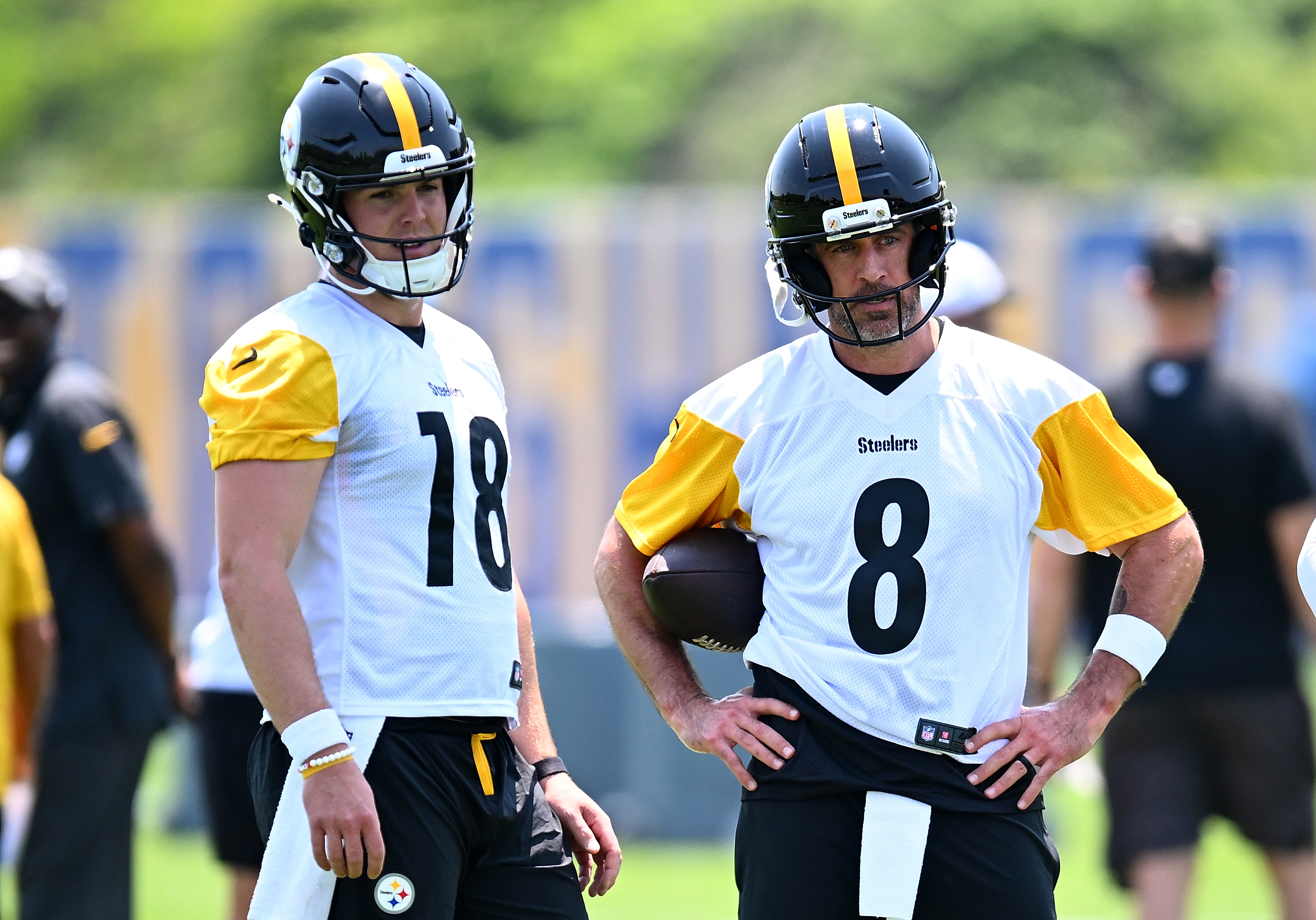 Steelers Will Howard Doesnt Hold Back About Aaron Rodgers