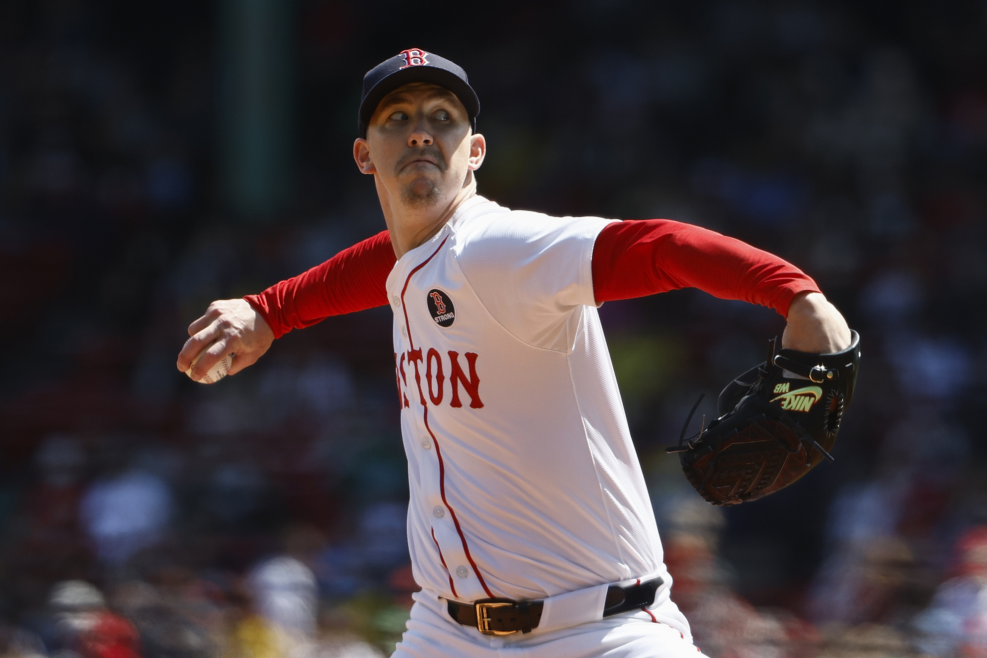 Yankees-Red Sox Trade Idea Sends Proven Postseason Star to New York