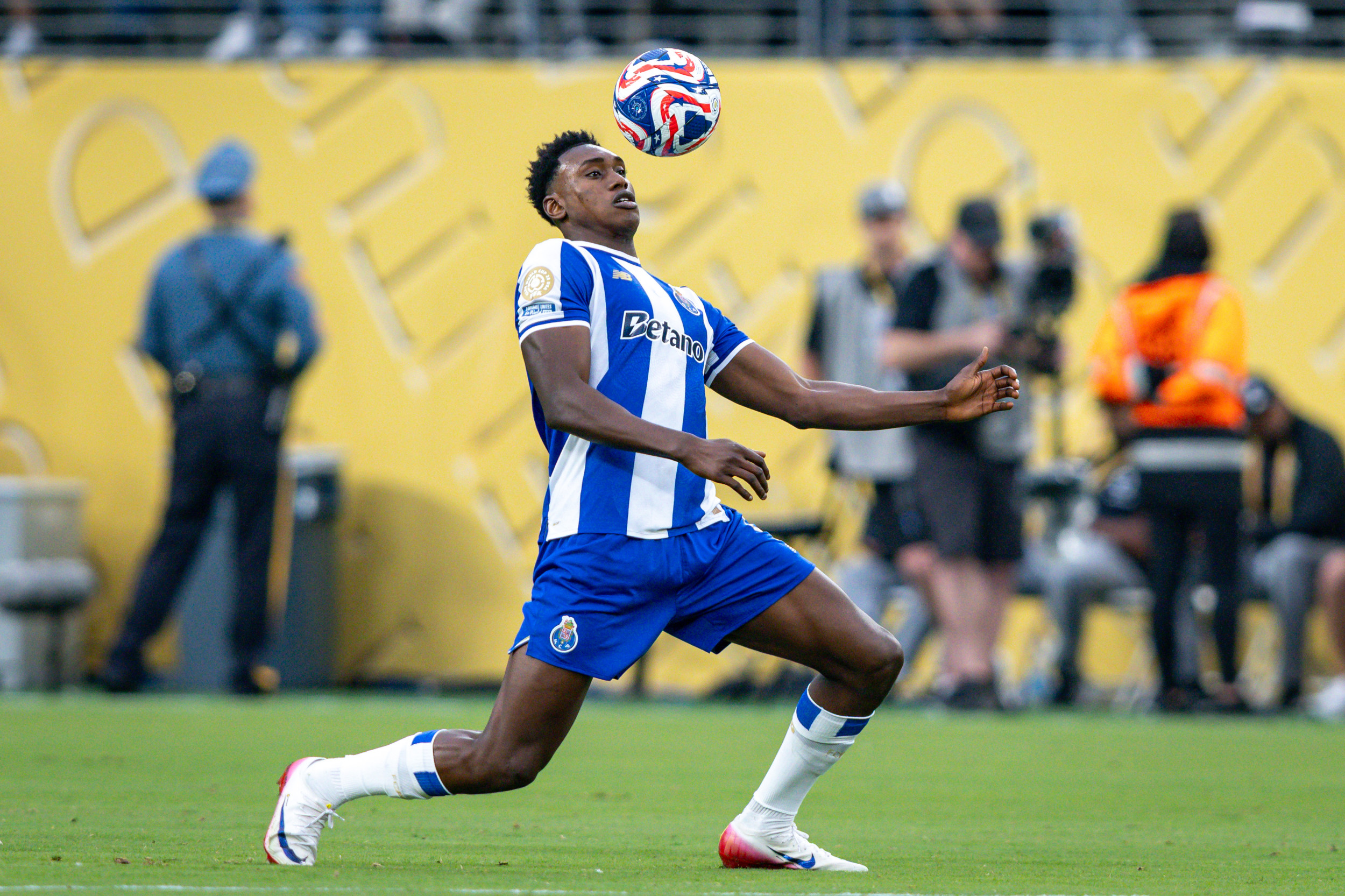 Soccer how watch porto vs al