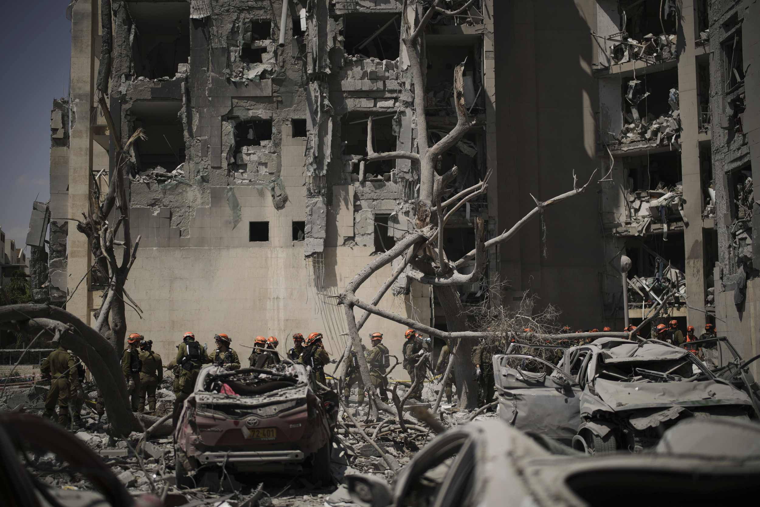 Israel Orders Intense Strikes on Tehran as Iran Ceasefire in Doubt