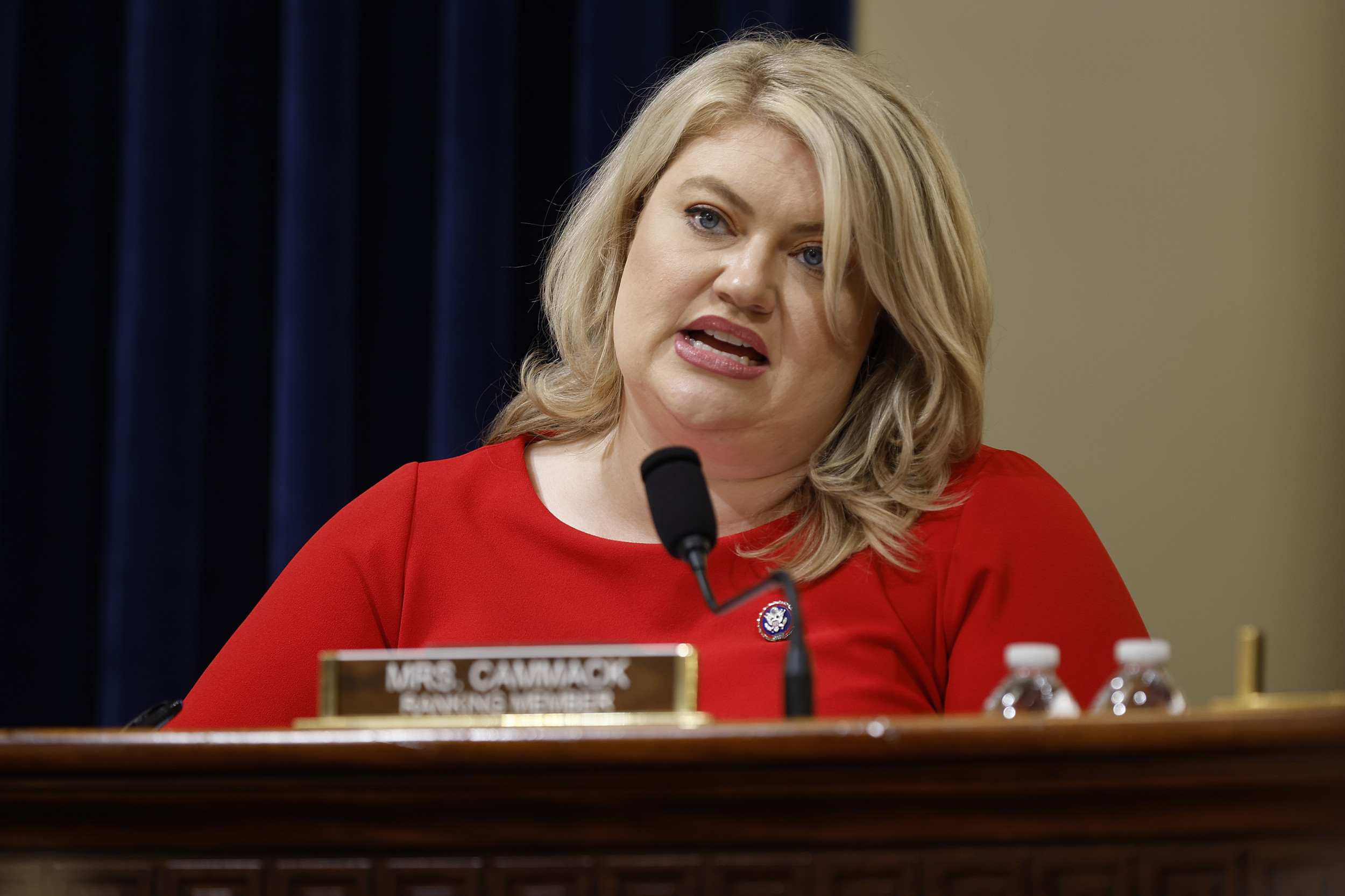 https://d.newsweek.com/en/full/2671631/rep-kat-cammack-ch.jpg
