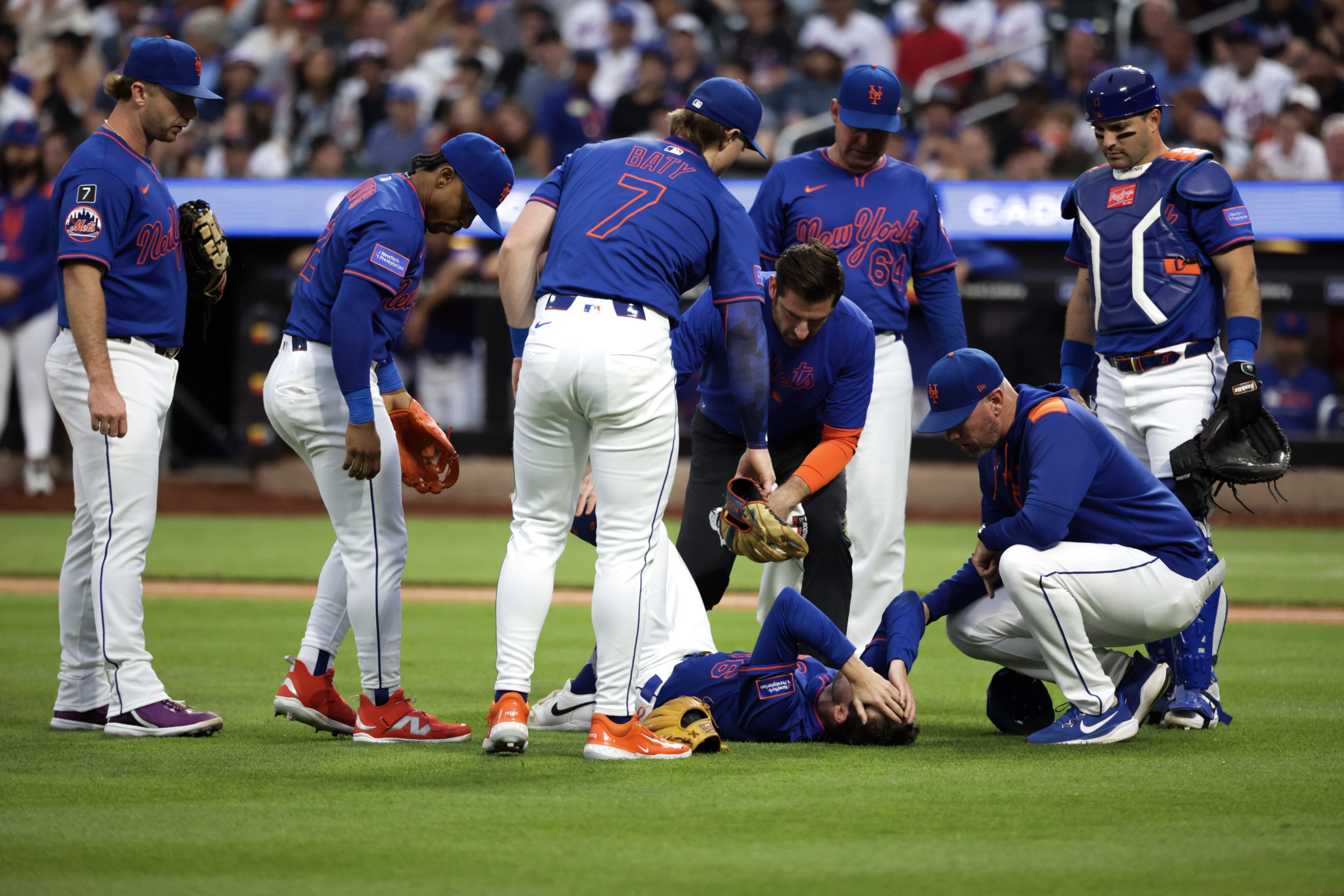 Bad News For Mets as $5 Million Righty Suffers Potentially Catastrophic Injury