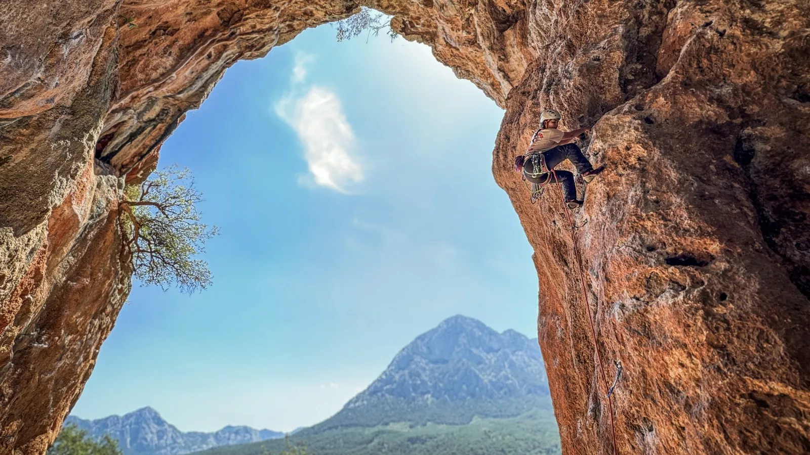 How rock climbing builds muscle, mindfulness and community