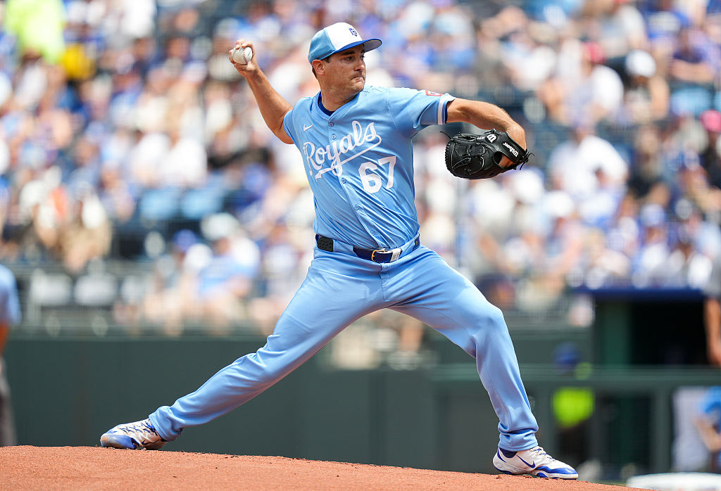 Blue Jays Trade Idea For Ace Would Fix Concerning Rotation Woes