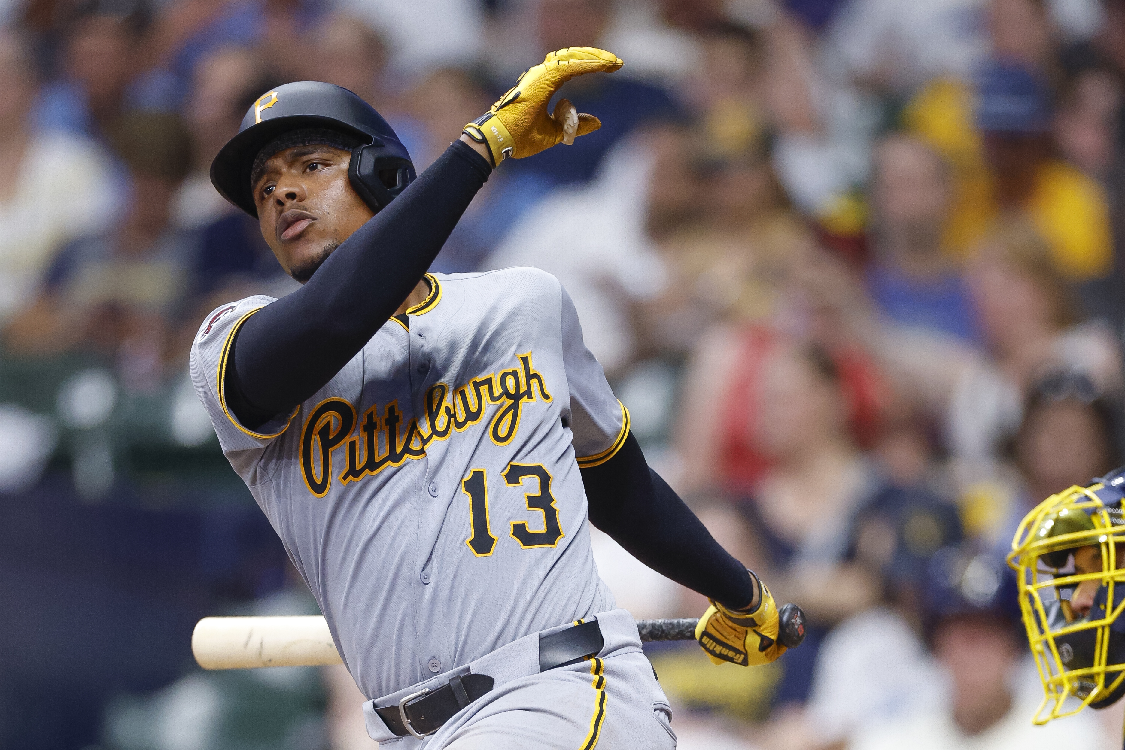 Cubs, Yankees Among Teams Closely Monitoring Pirates Third Baseman as Trade Target