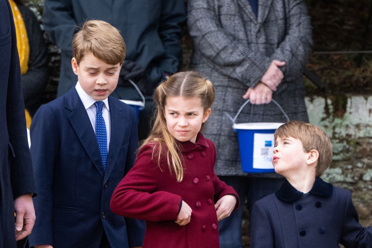 Princess Charlotte's Big Sister Moments Go Viral - Newsweek