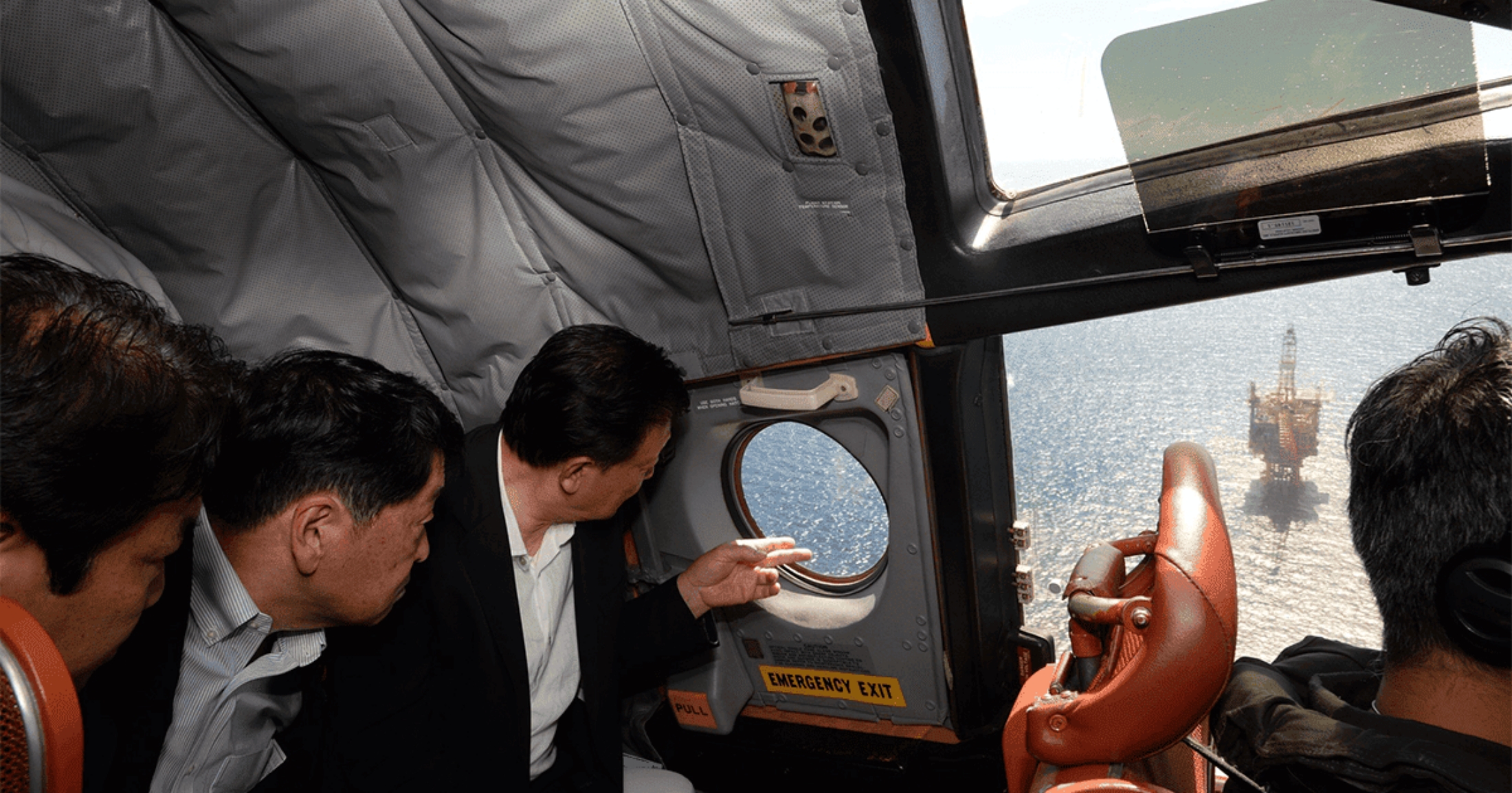 https://d.newsweek.com/en/full/2675309/chinese-structure-constructed-east-china-sea.jpg