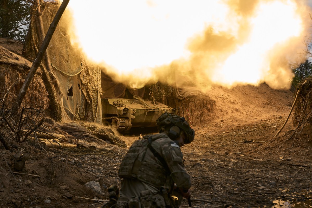Ukraine gun crew Russia