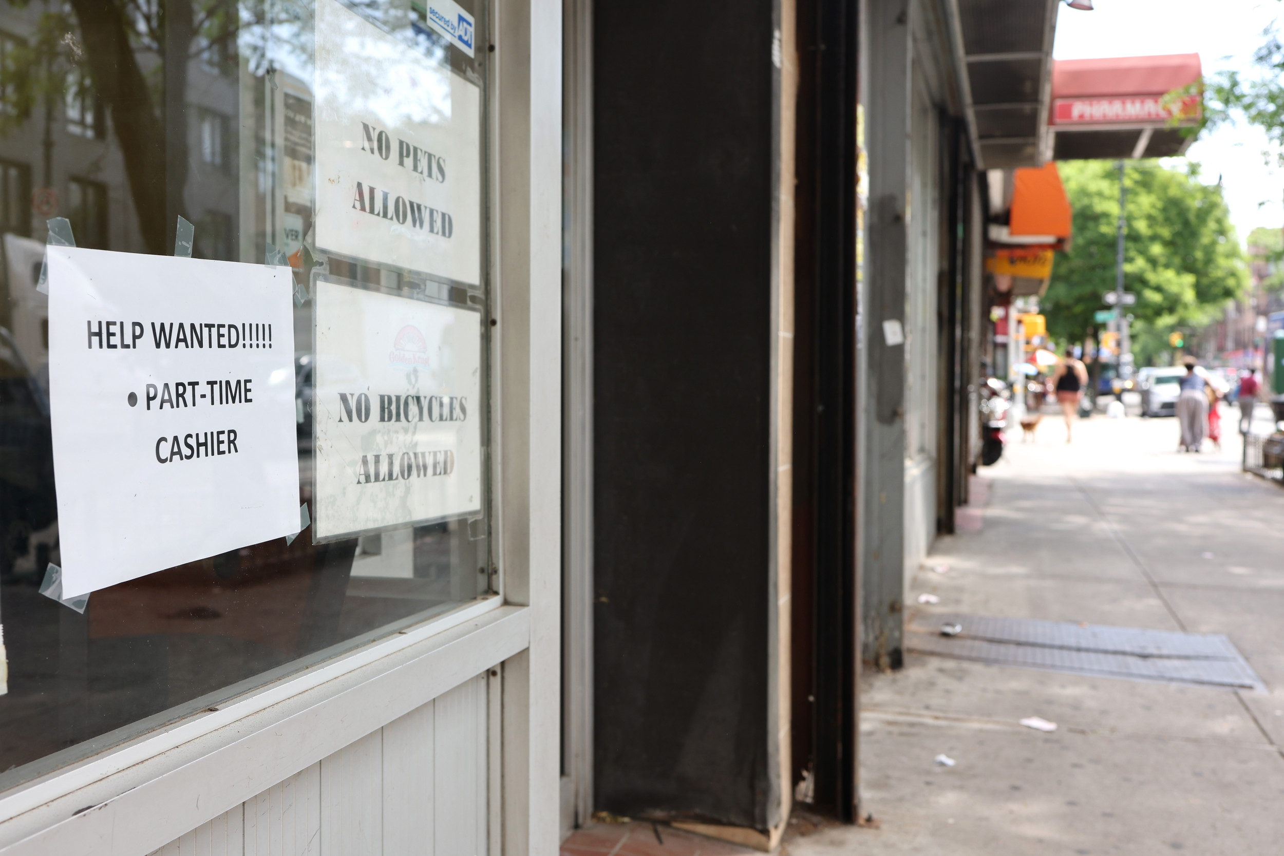 Around 33,000 Jobs Lost in June In Hiring Slowdown