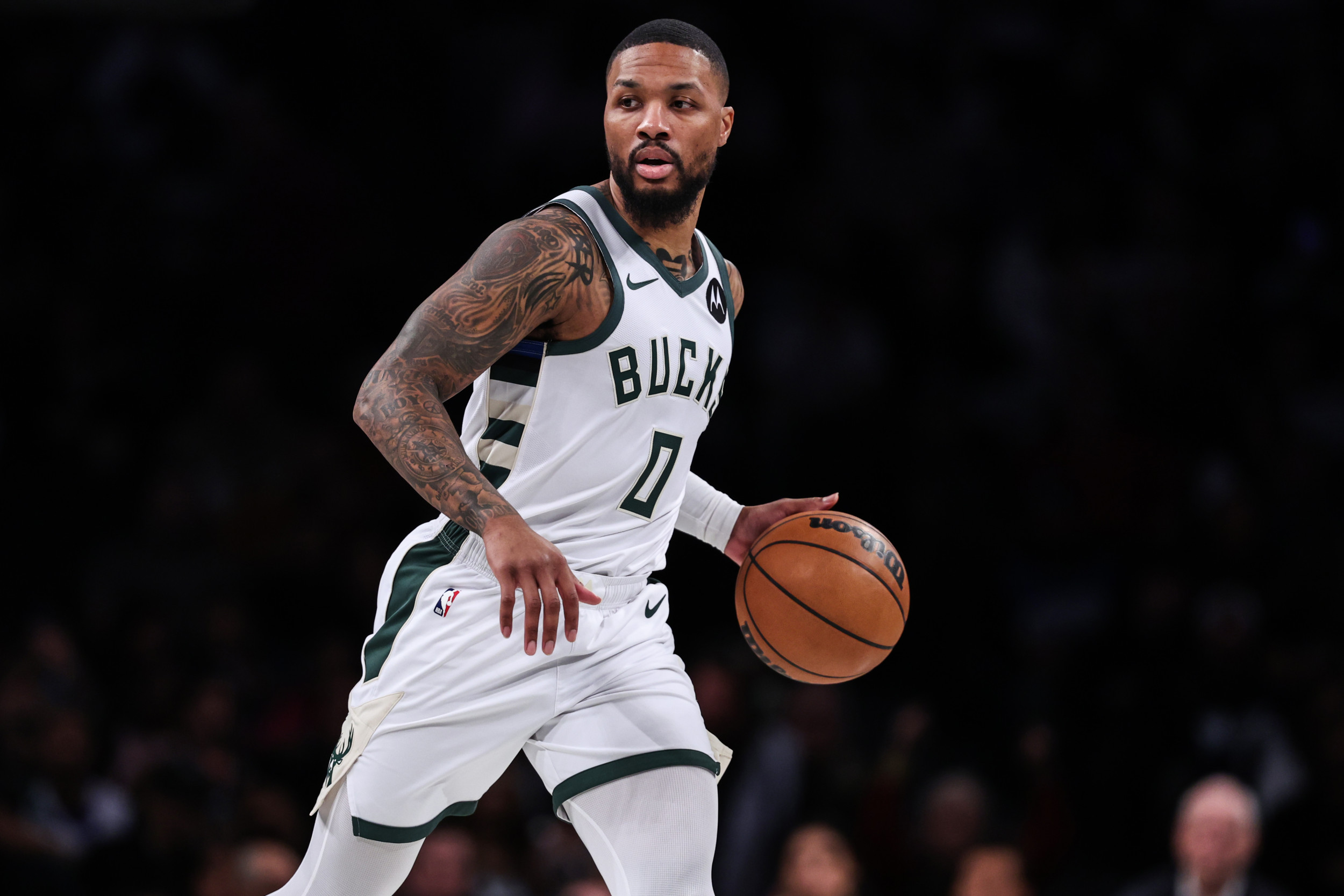 Lakers Fans Buzzing After Damian Lillards Latest Post