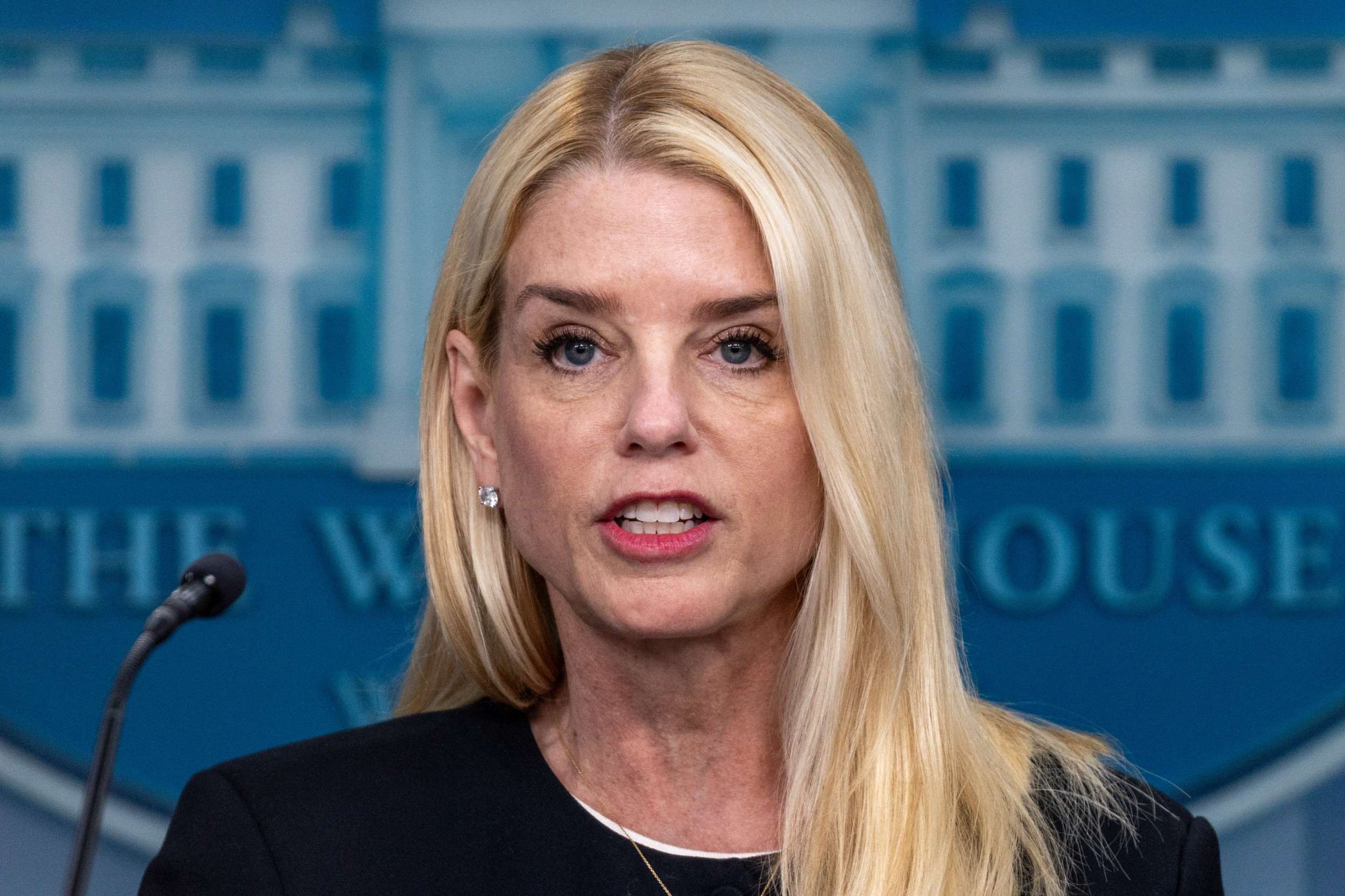 https://d.newsweek.com/en/full/2678637/attorney-general-pam-bondi-speaks.jpg