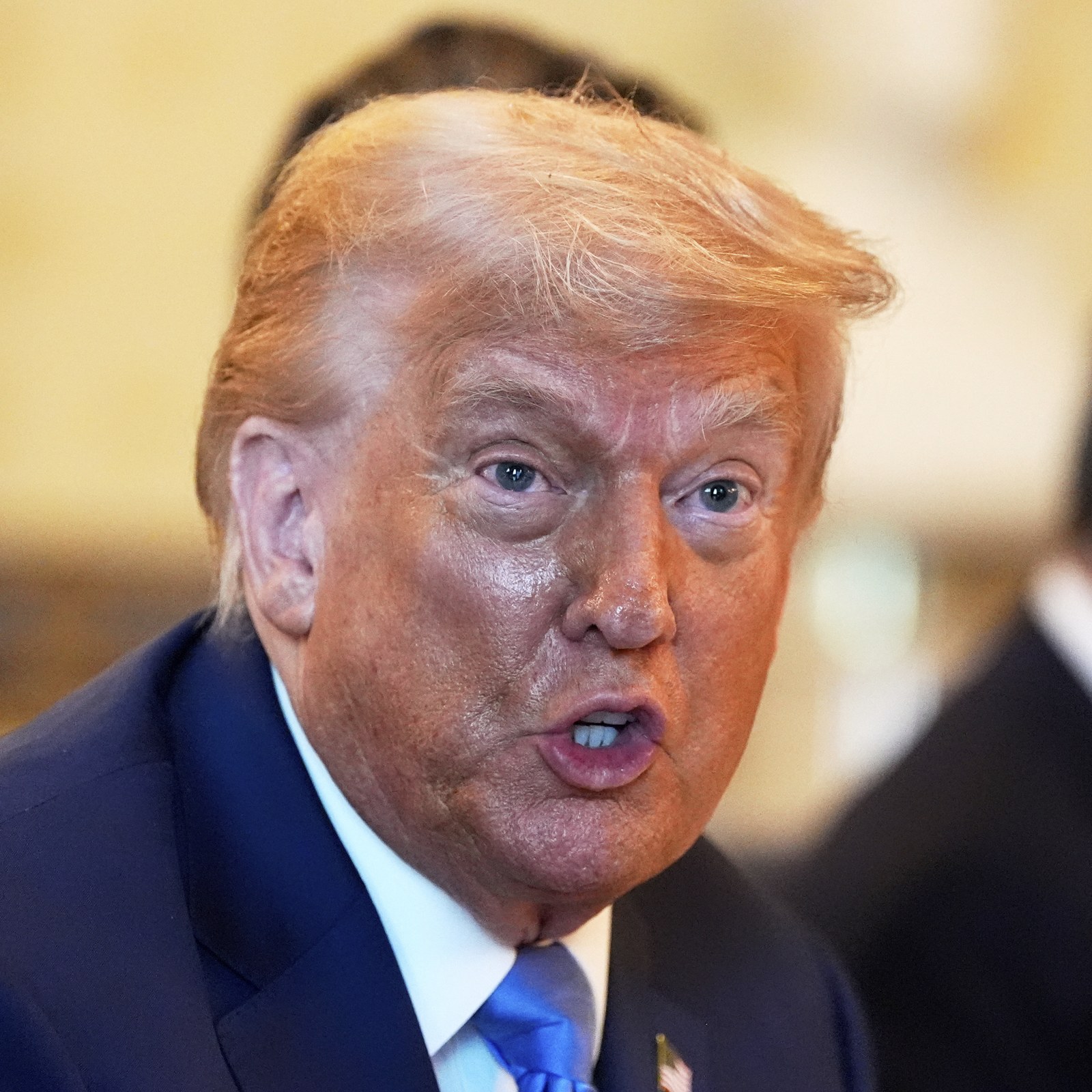 🌍 **"Andamento dei Mercati Finanziari: Tra Riserve di Trump e Crescita delle Criptovalute"**