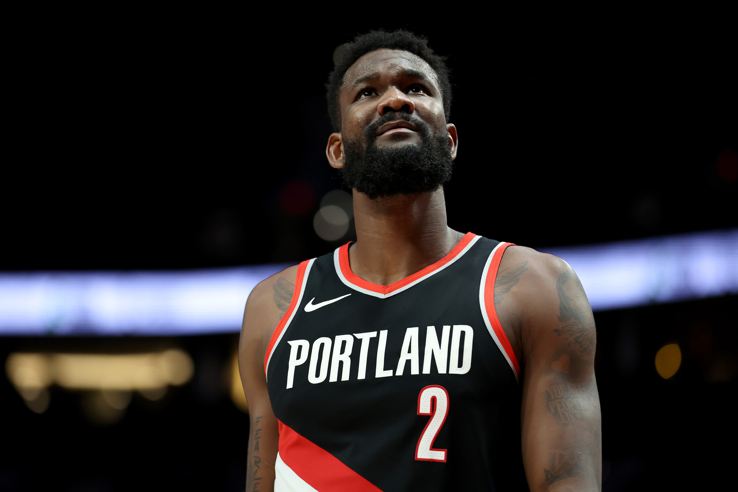 Lakers Deandre Ayton Doesnt Hold Back About Luka Doncic