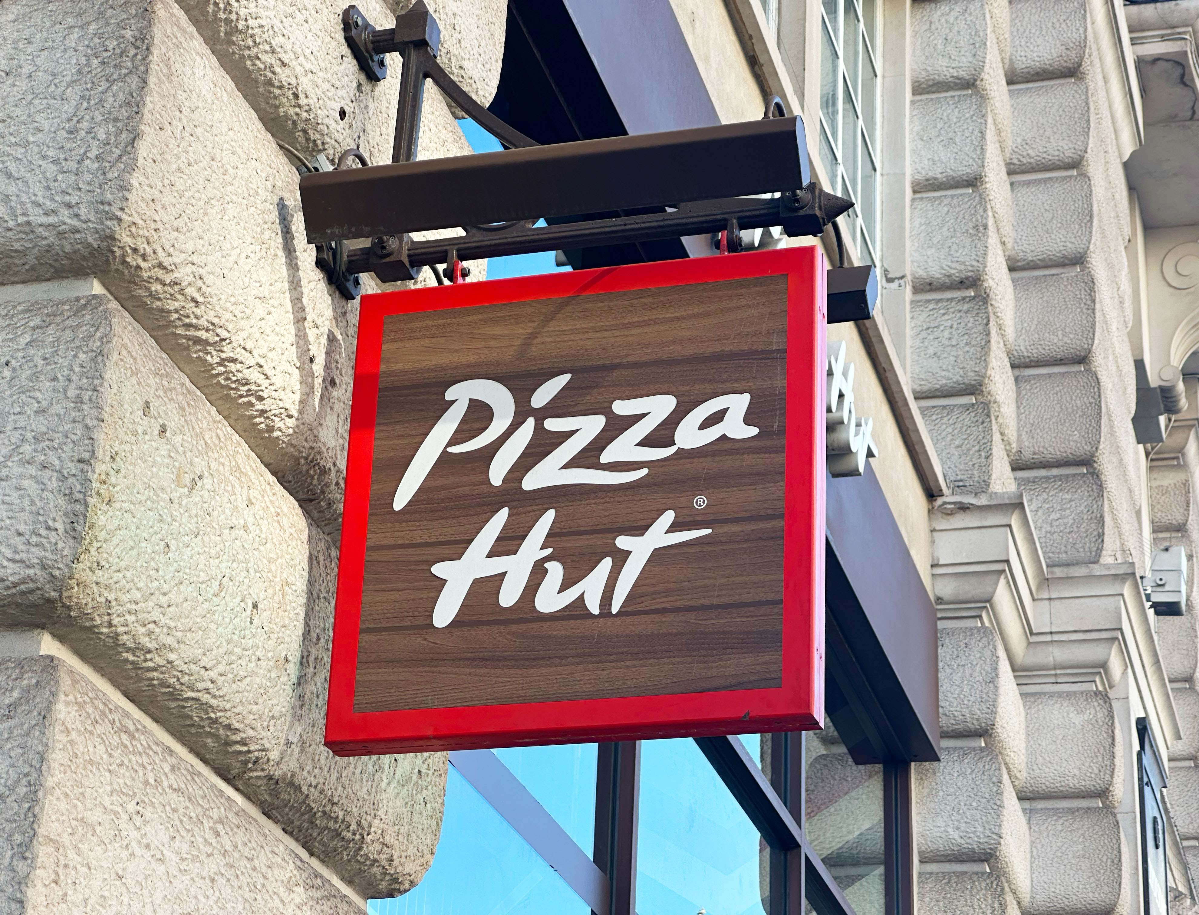 Pizza Hut Announces Major Change to Menu