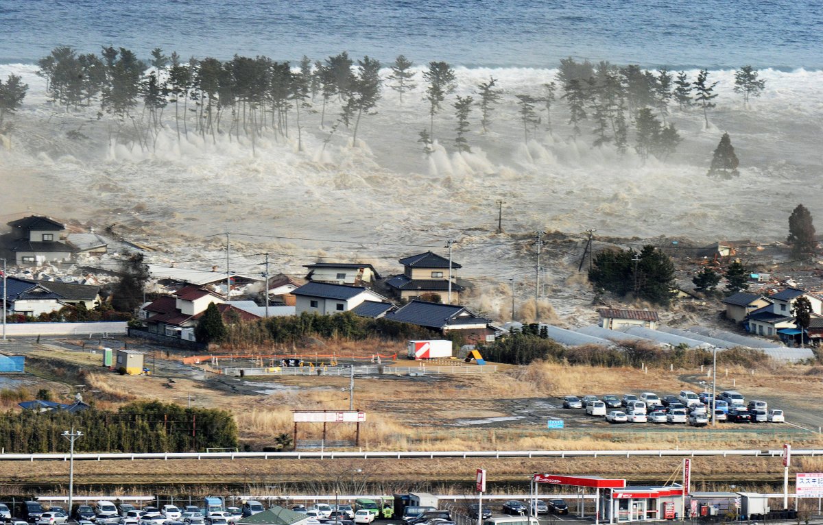 Tsunami Warning Canceled in Alaska Following Magnitude 7.3 Earthquake -  Newsweek