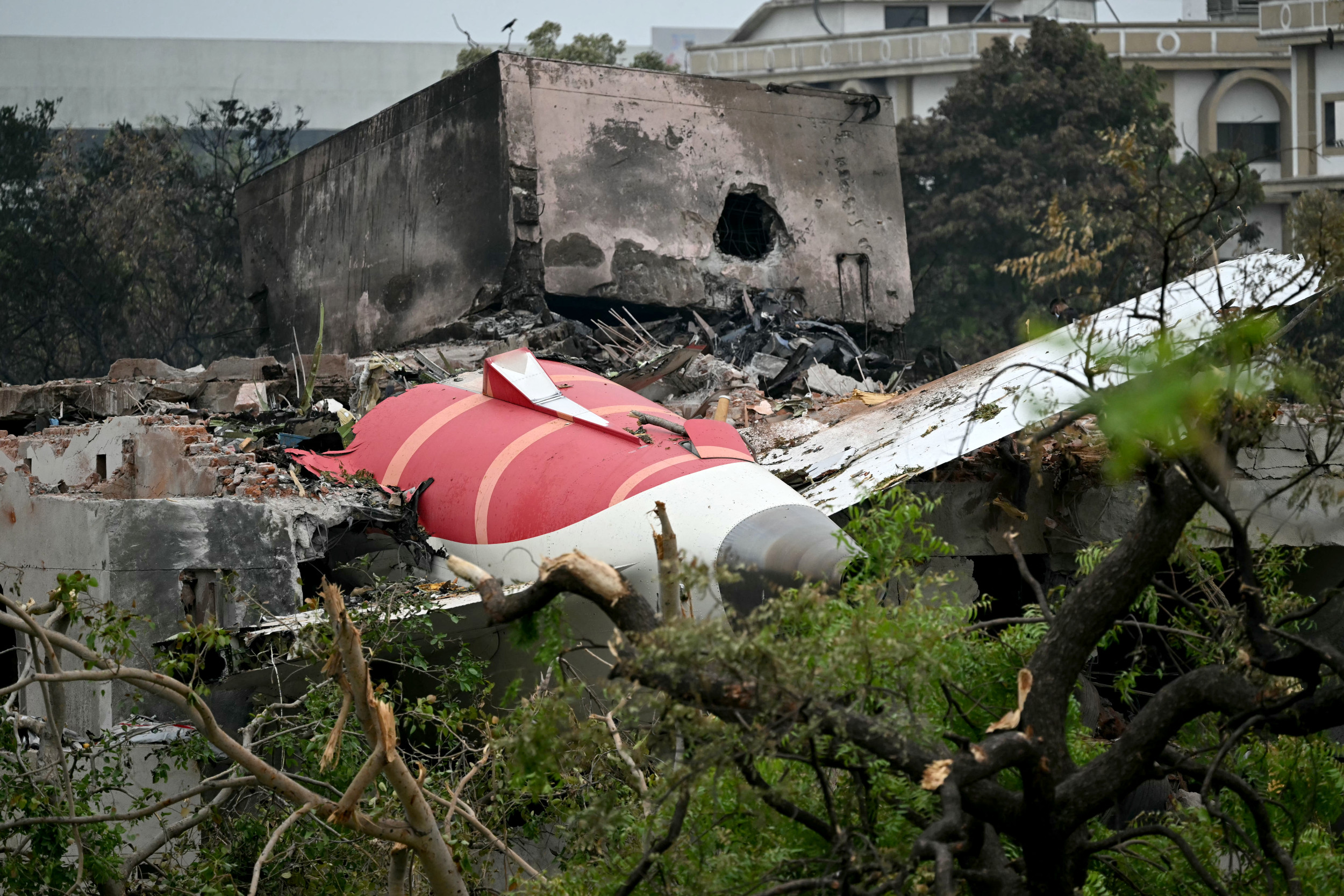 The Rare But Terrifying Risk of Pilot Murder-Suicides in Air Travel