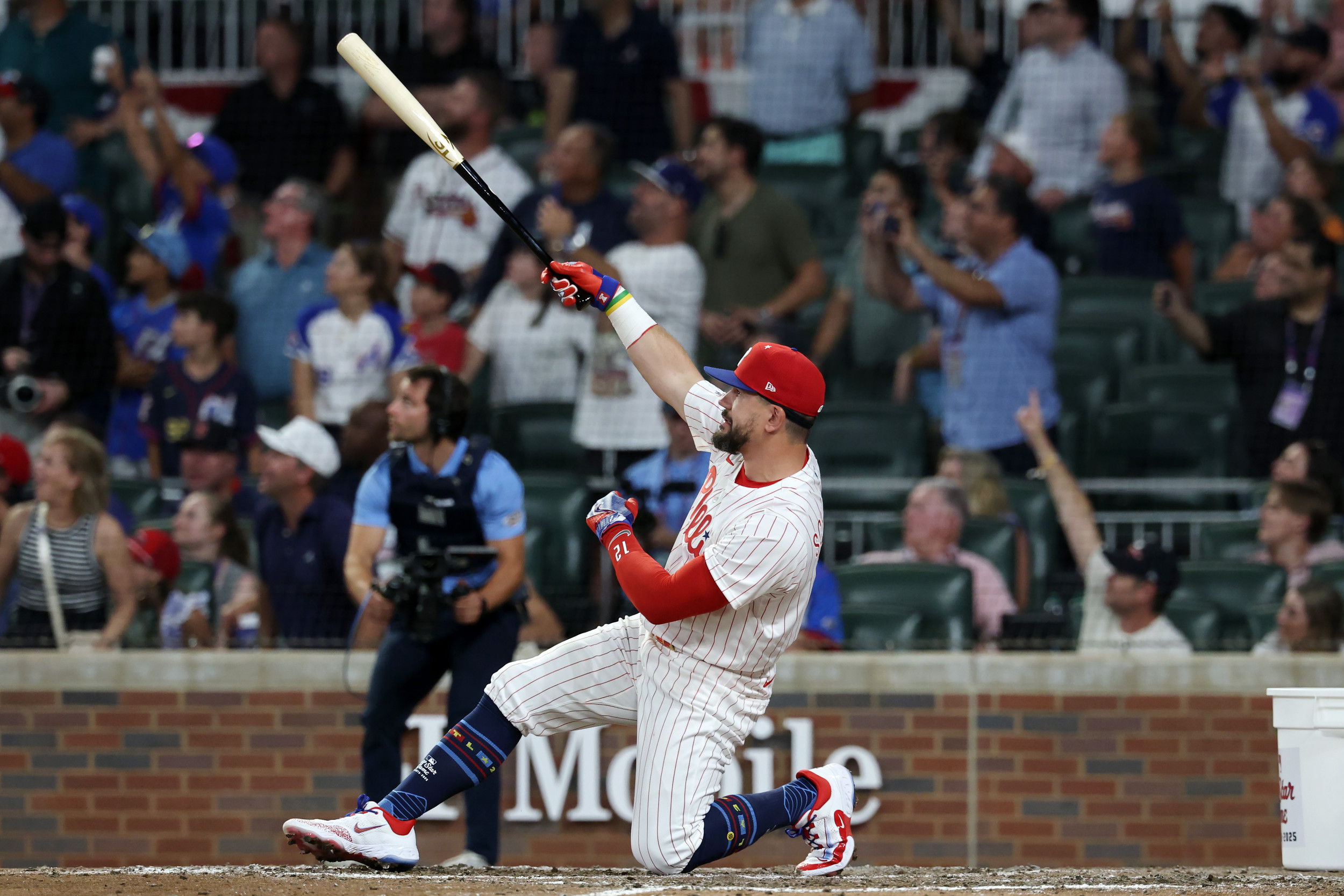 Phillies Seek Kyle Schwarber Contract Extension Amid Free Agency Uncertainty