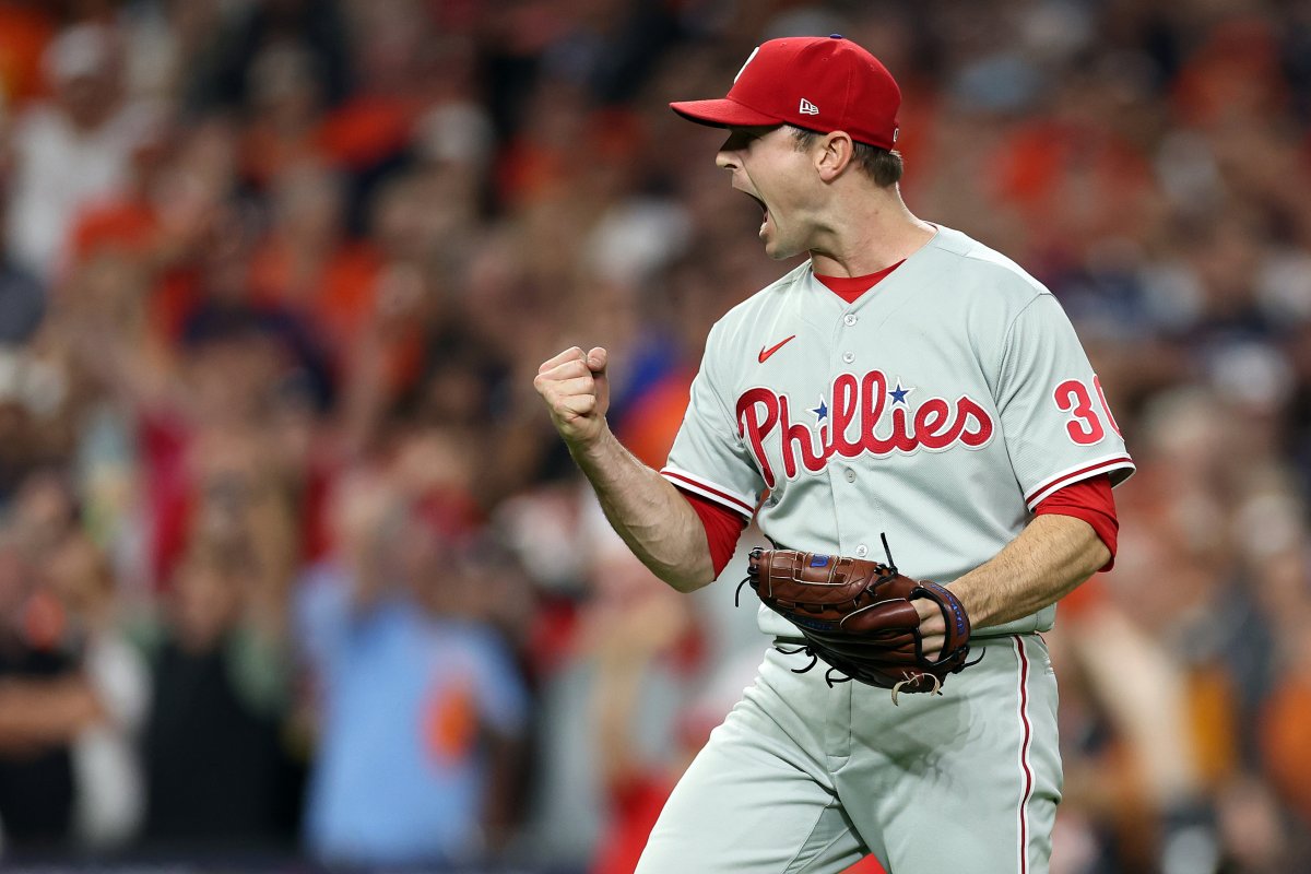 Signing Dave Robertson Shouldn't Stop Phillies From Adding More Relievers - Newsweek
