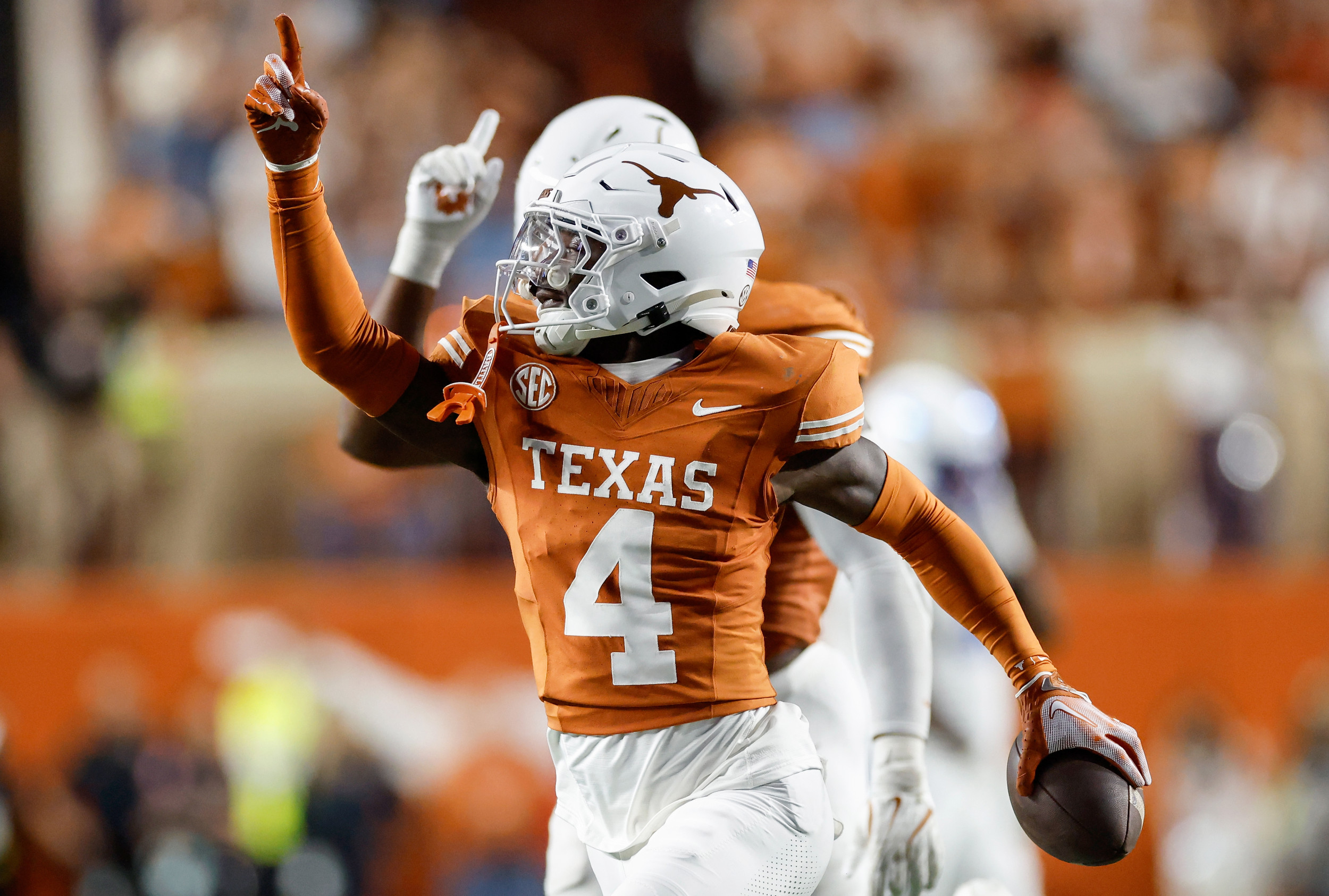 ESPN Updates FPI Rankings as Texas Tops College Football Heading Into Week 1