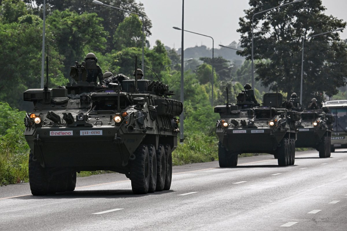 Thai, Army, APCs, clashes
