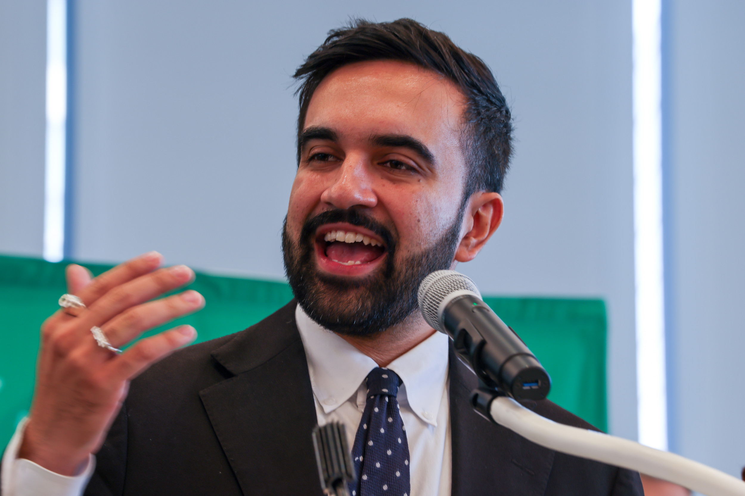 Zohran Mamdani beats out all NYC mayoral candidates combined—New poll