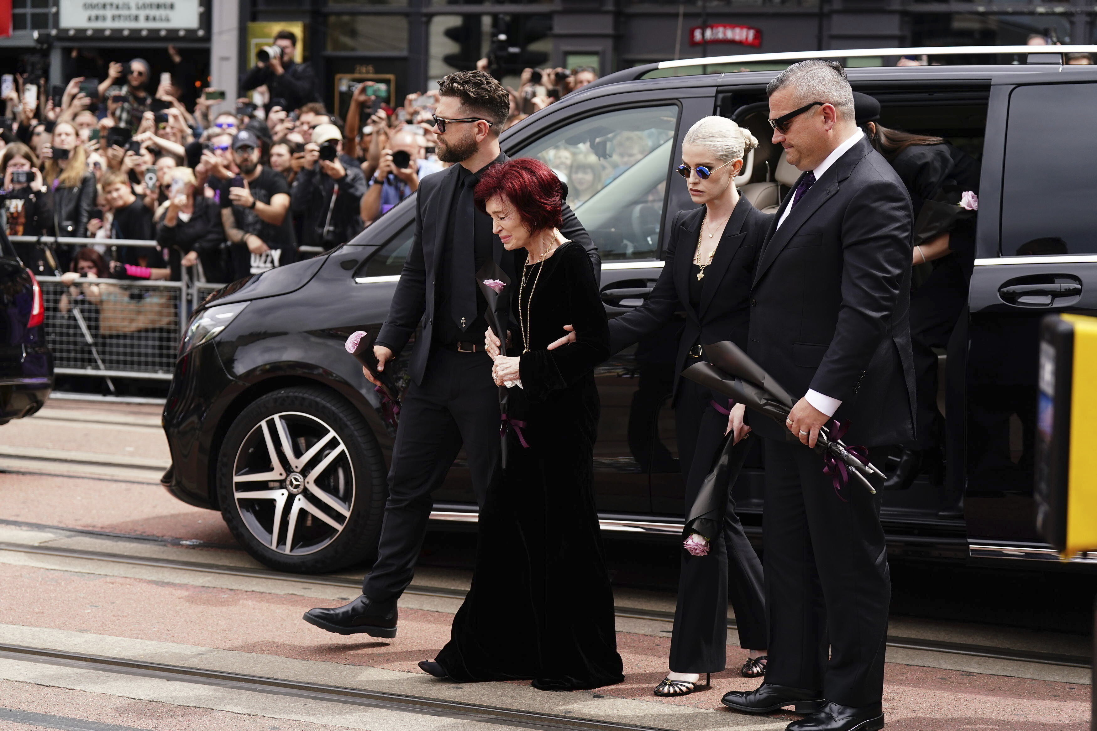 Ozzy Osbourne's Funeral: Sharon Breaks Down in Tears Amid Farewell To  Icon—Live Updates - Newsweek
