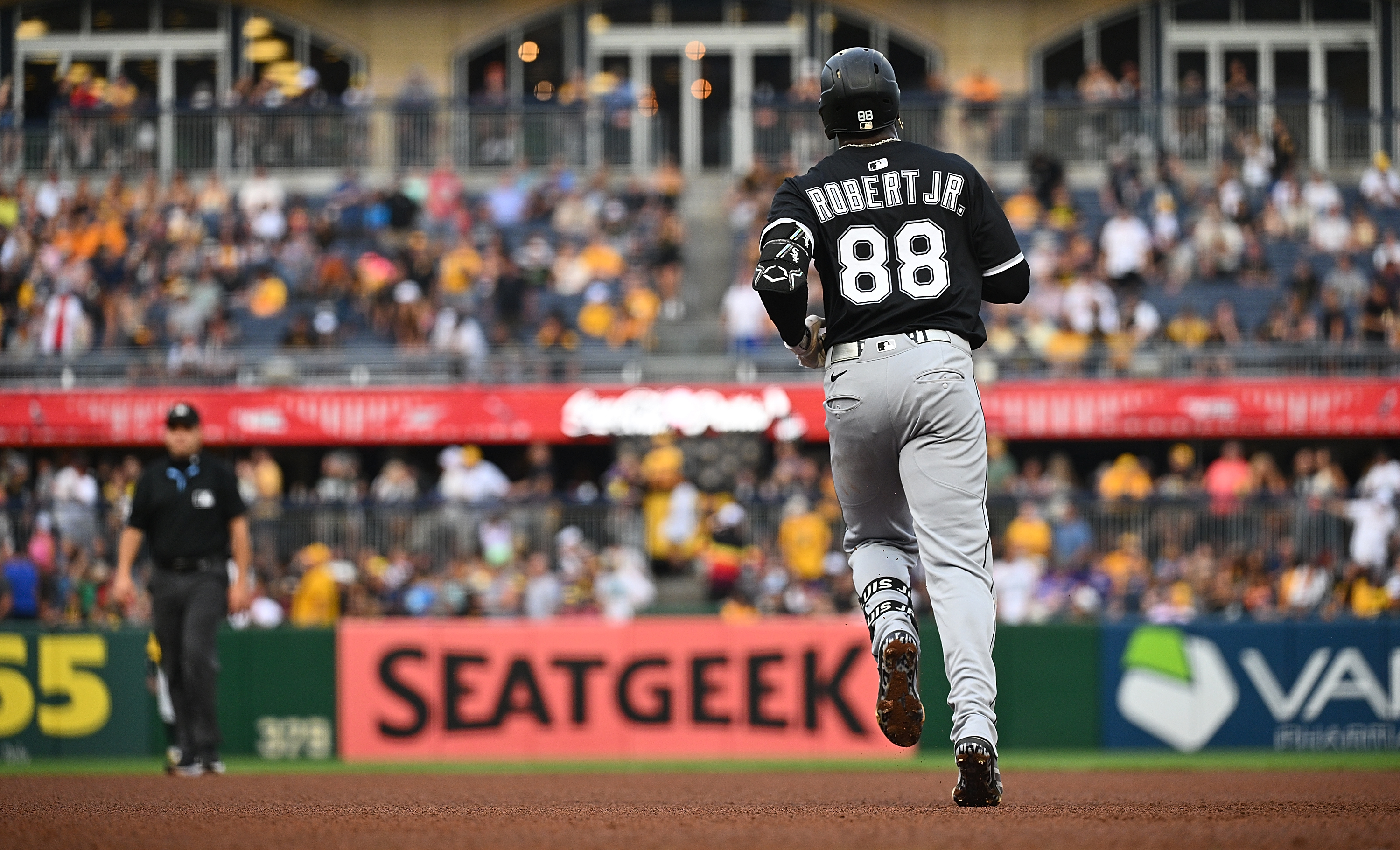 Padres Secure Sixth Straight Win After Trade Deadline Reload