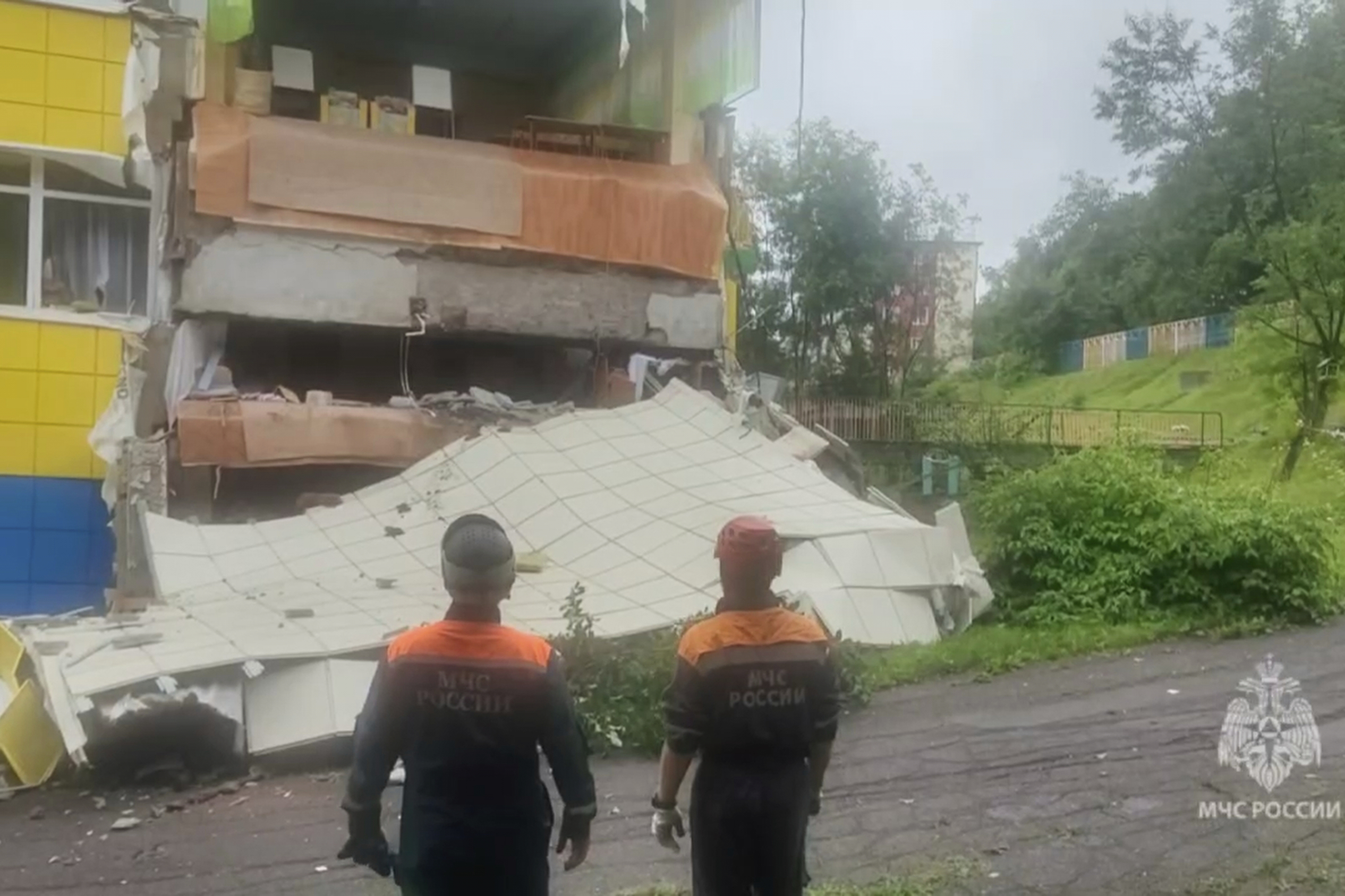 https://d.newsweek.com/en/full/2694756/russia-tsunami.jpg