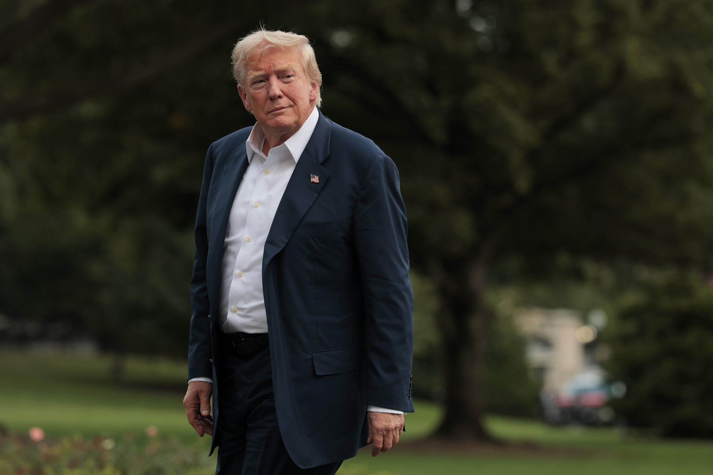 Nobel Prize Winners React to Idea of Trump Winning Economics Award
